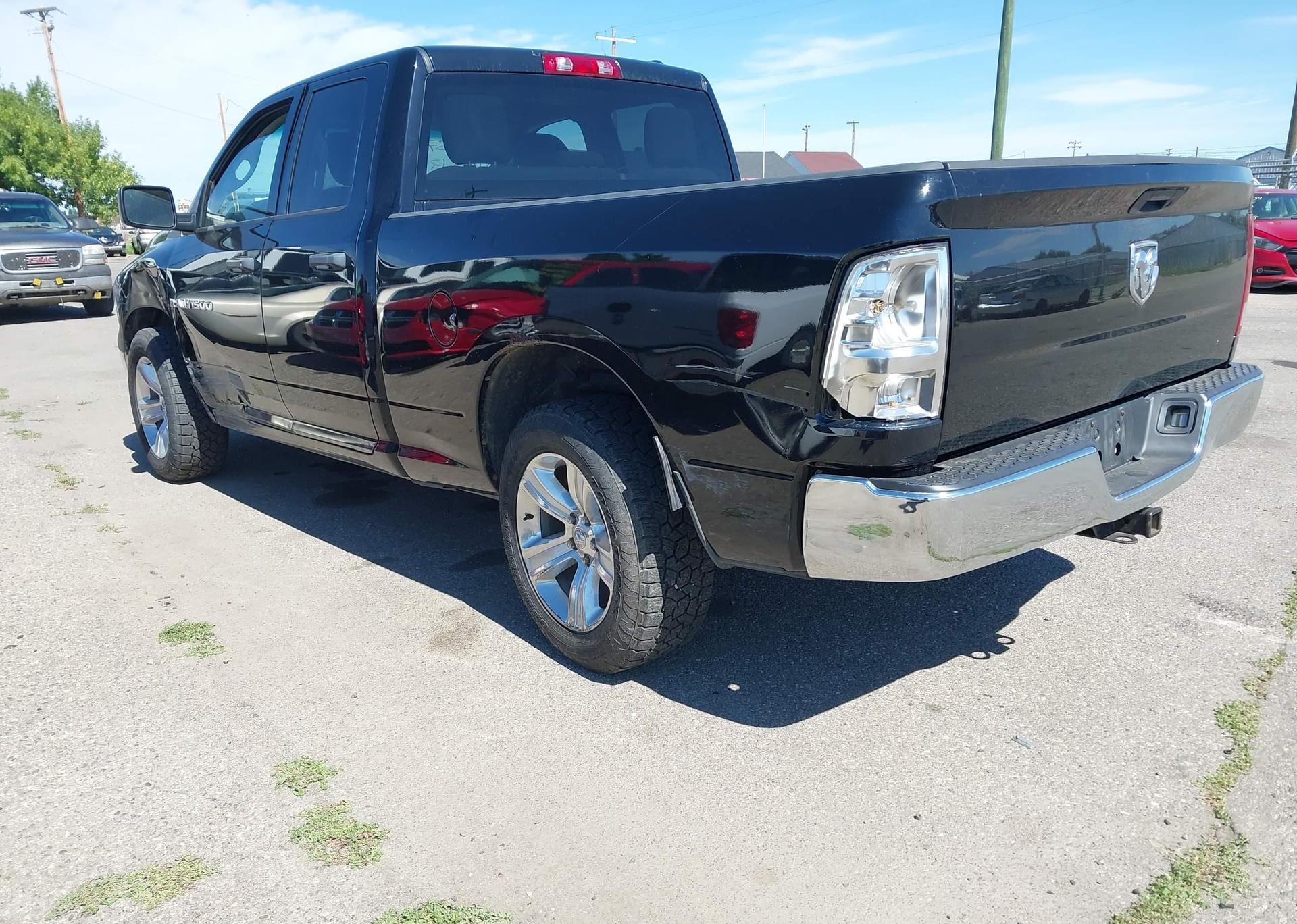 2012 RAM 1500 ST