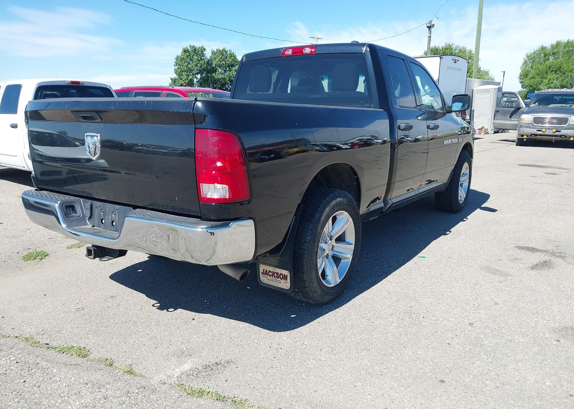 2012 RAM 1500 ST