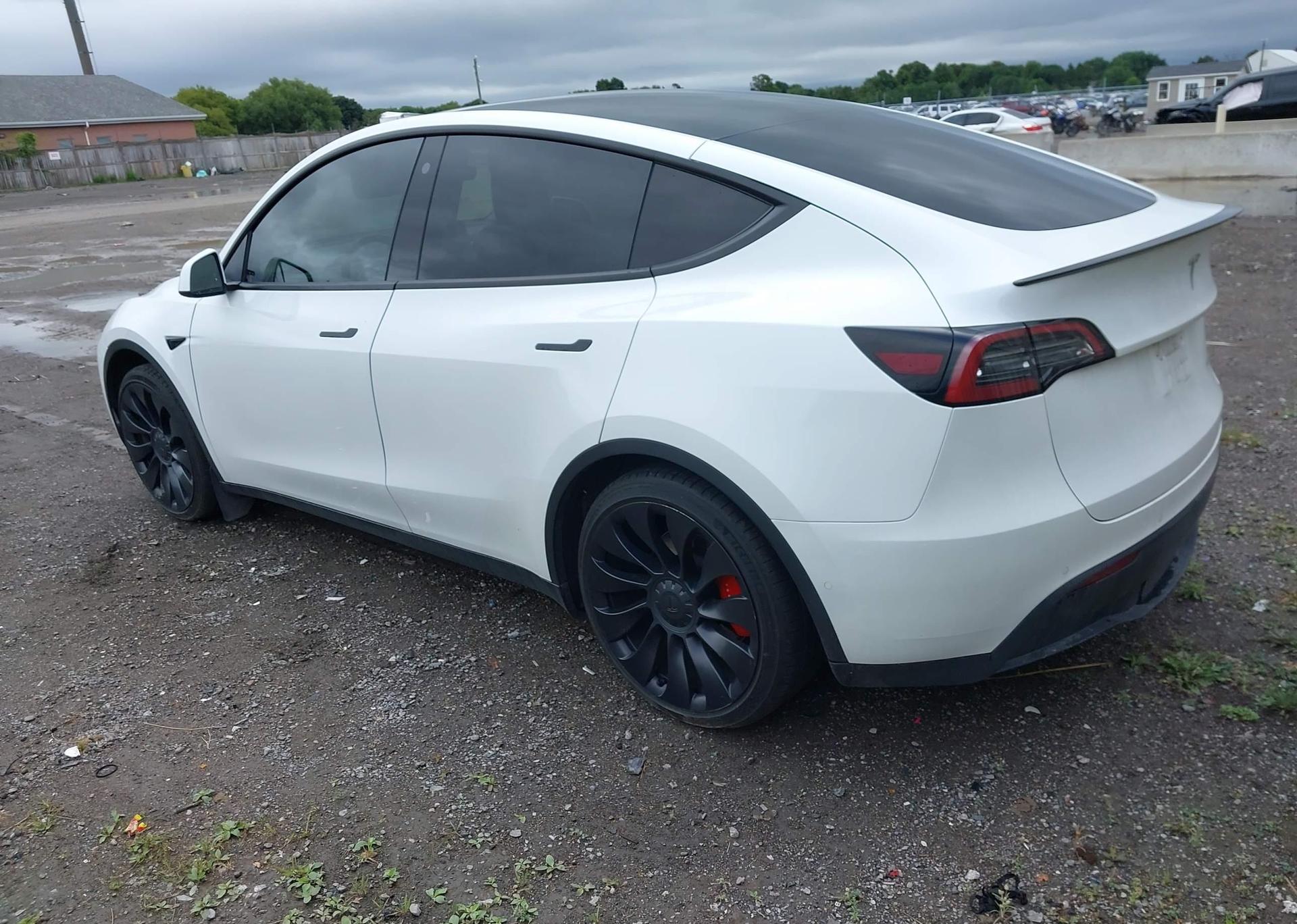 2022 TESLA MODEL Y