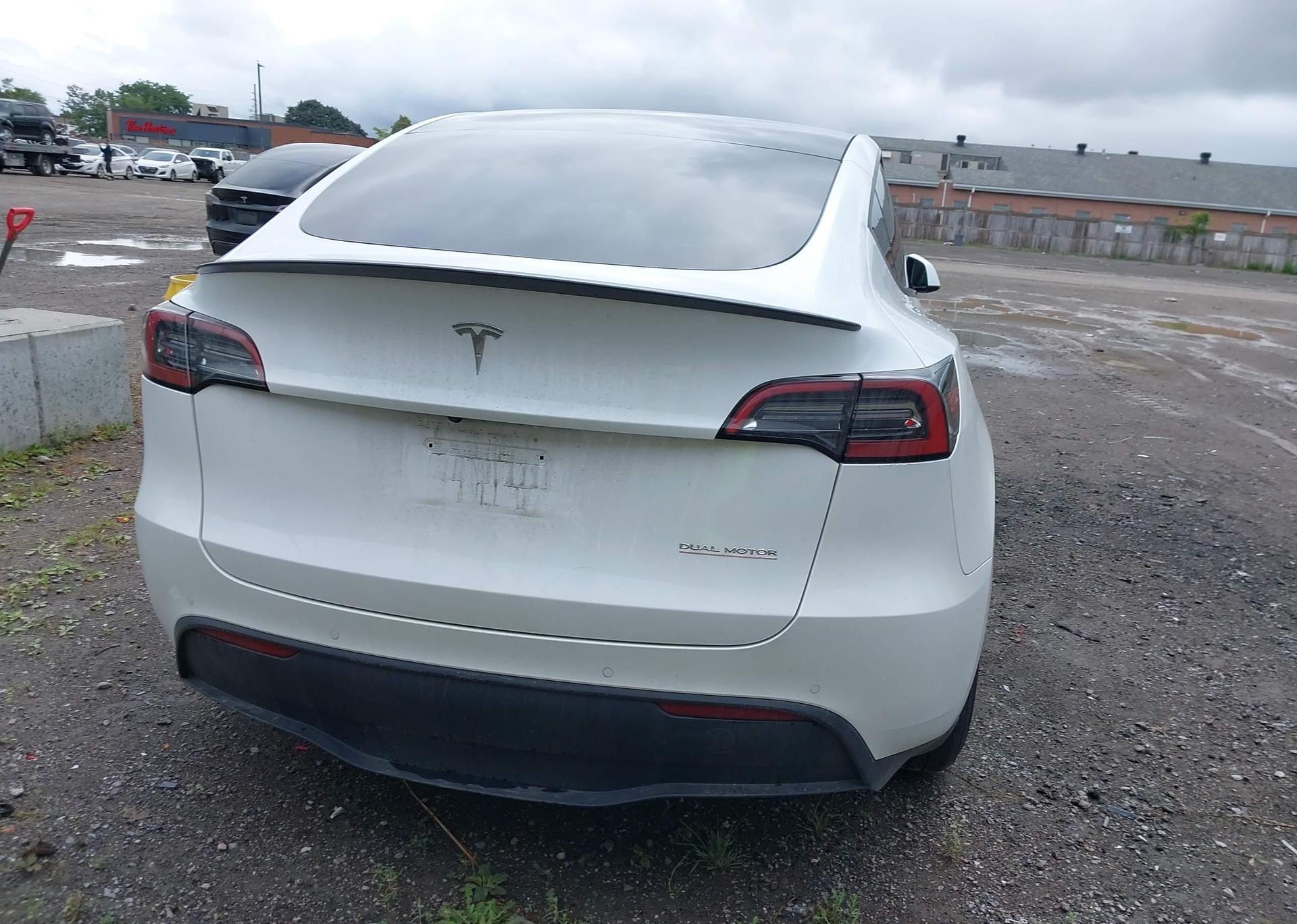 2022 TESLA MODEL Y