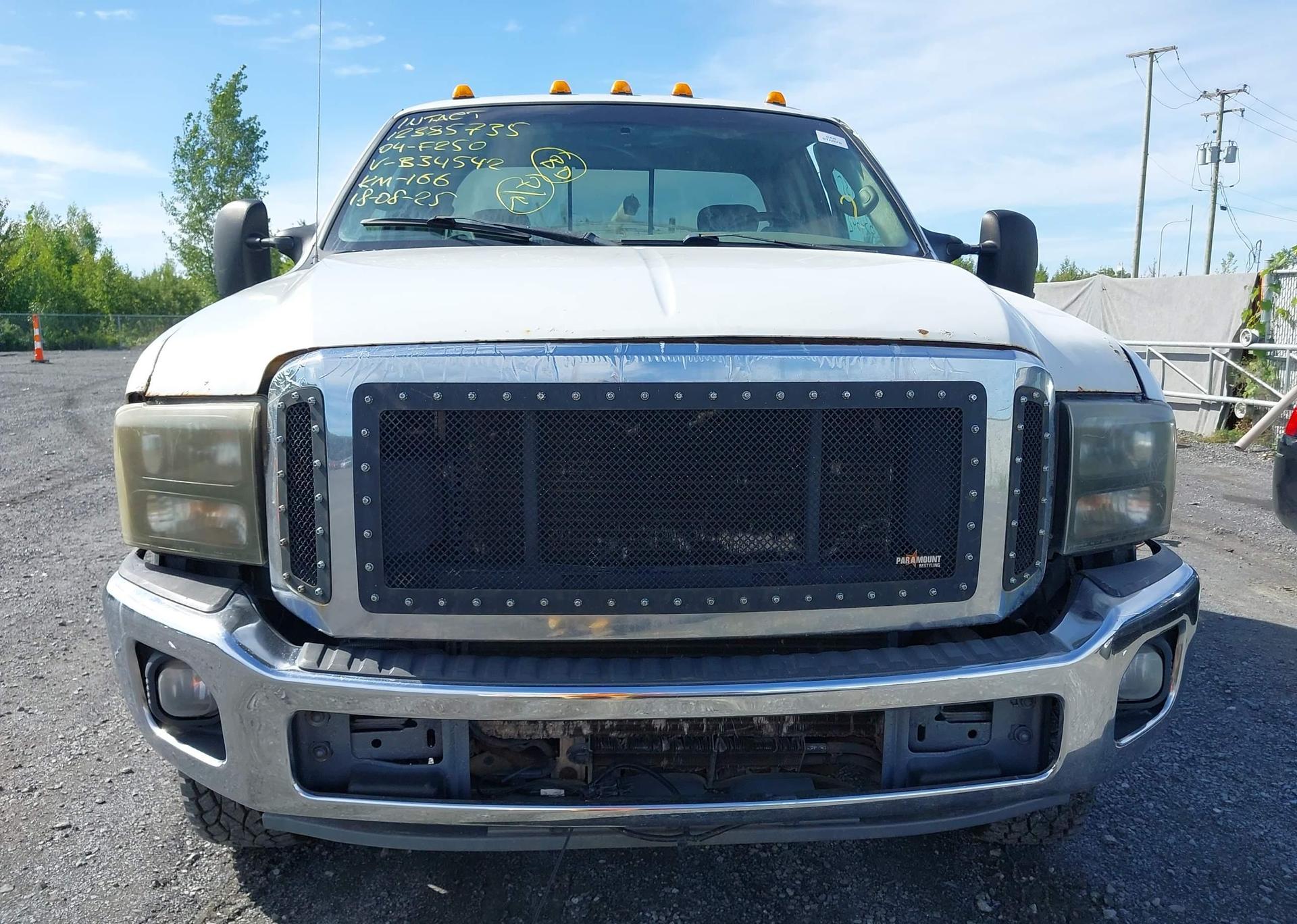 2004 FORD F-250 LARIAT