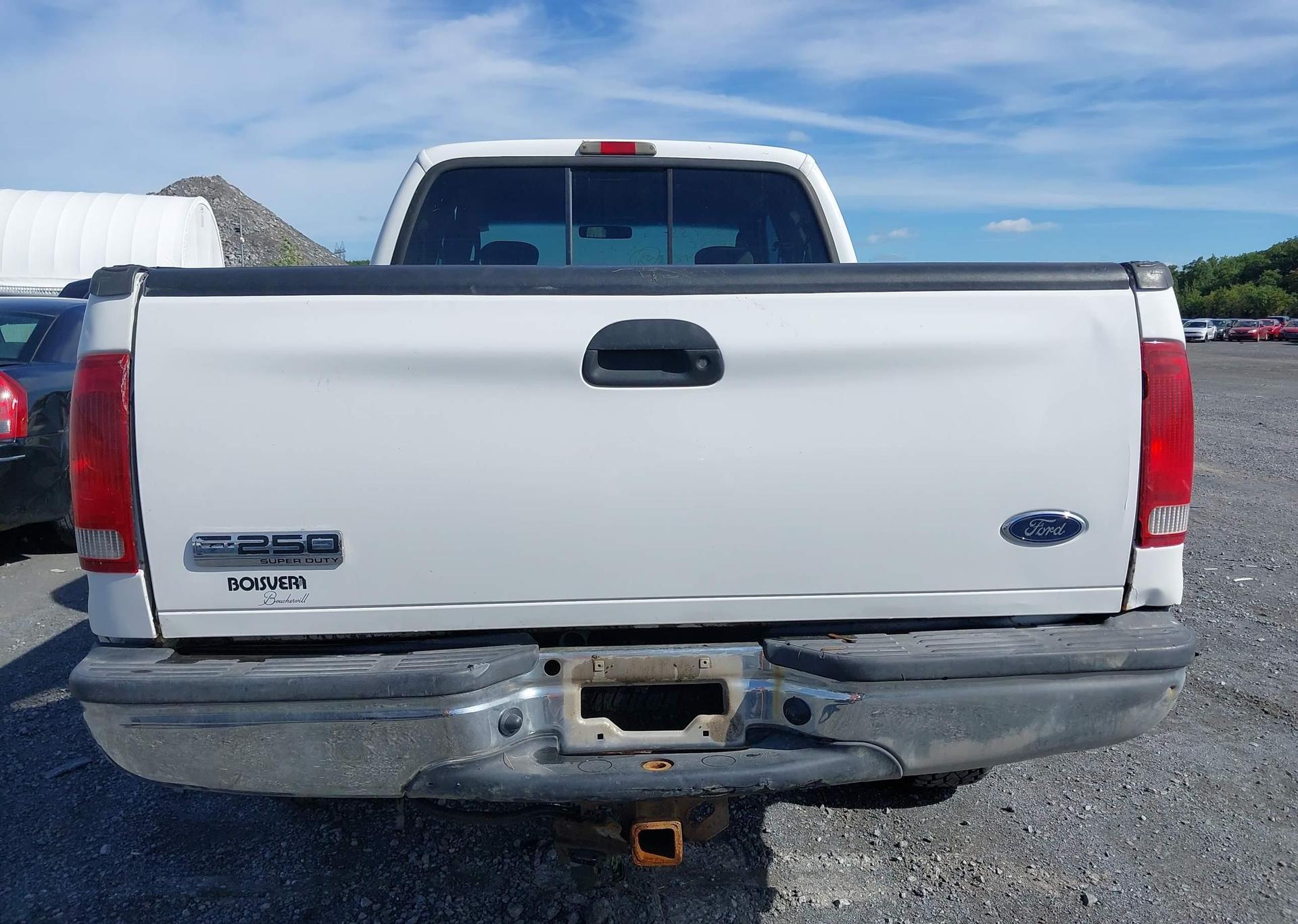2004 FORD F-250 LARIAT