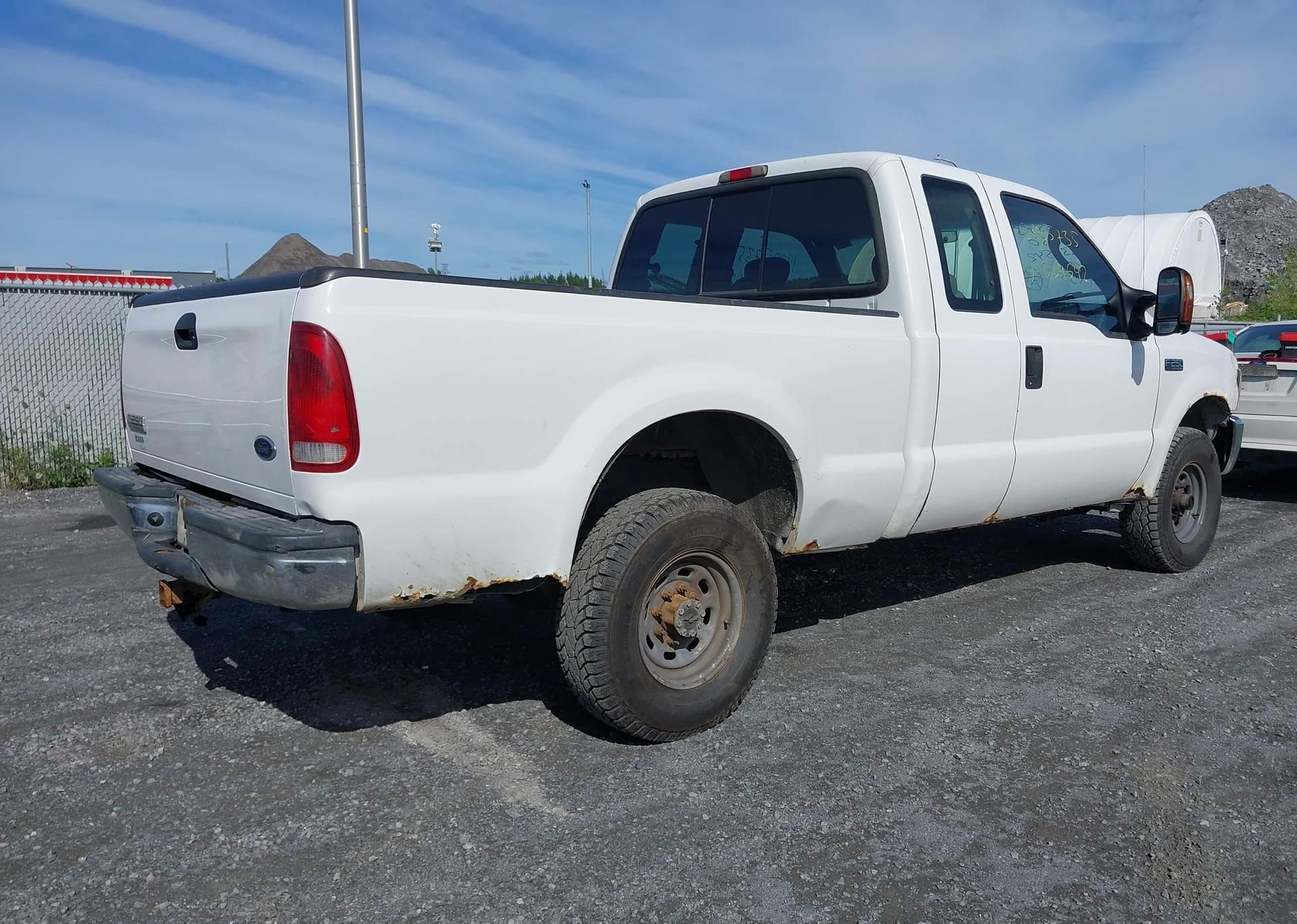 2004 FORD F-250 LARIAT