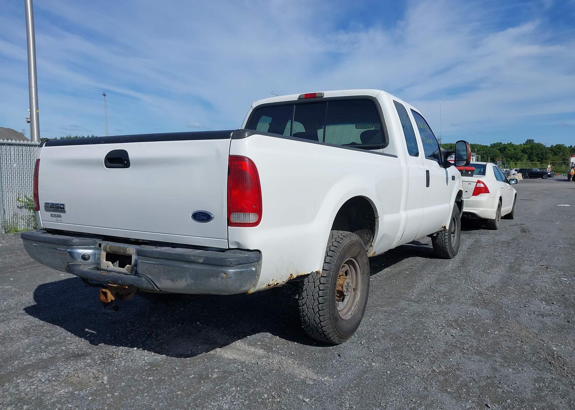 2004 FORD F-250 LARIAT
