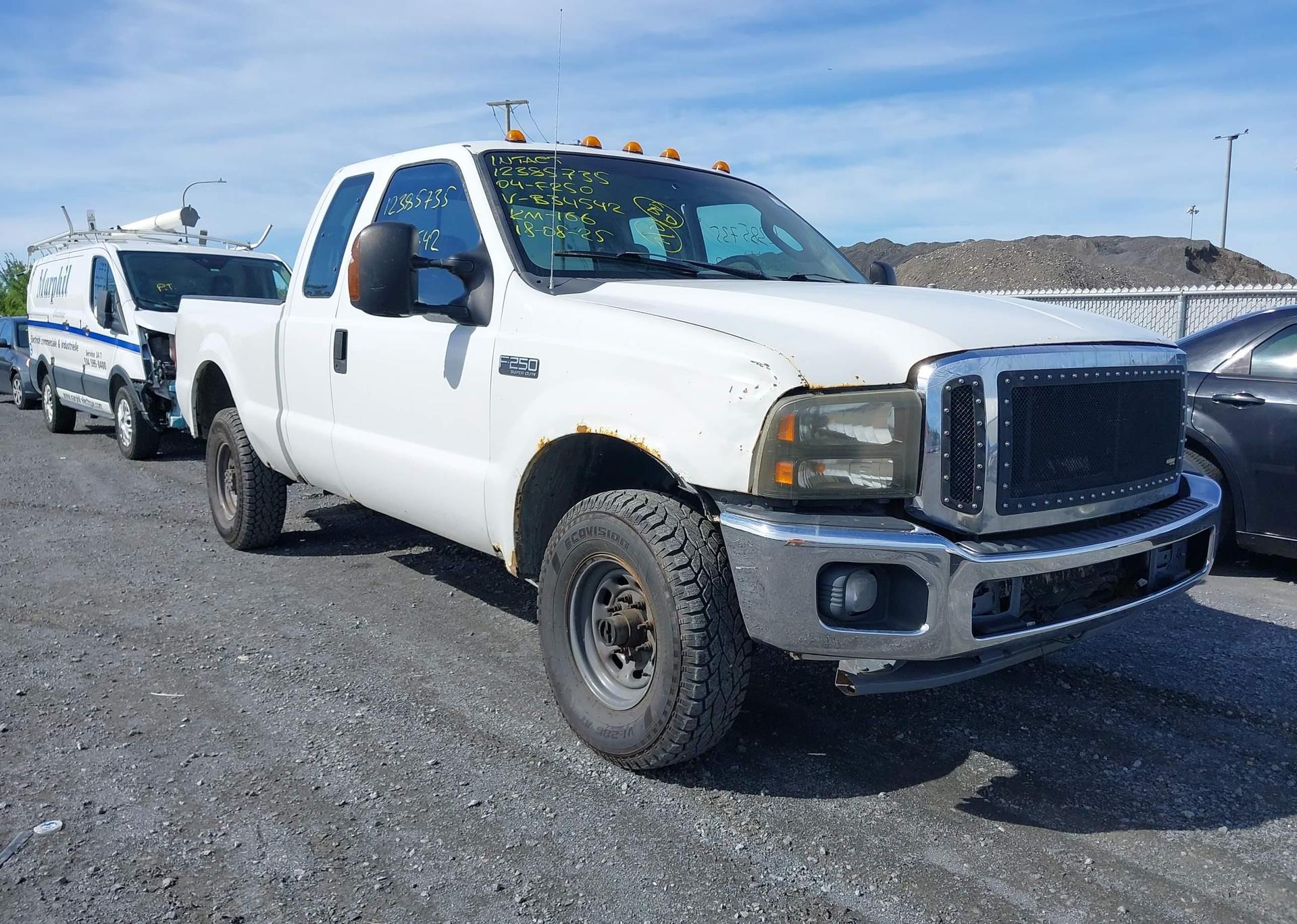 2004 FORD F-250 LARIAT
