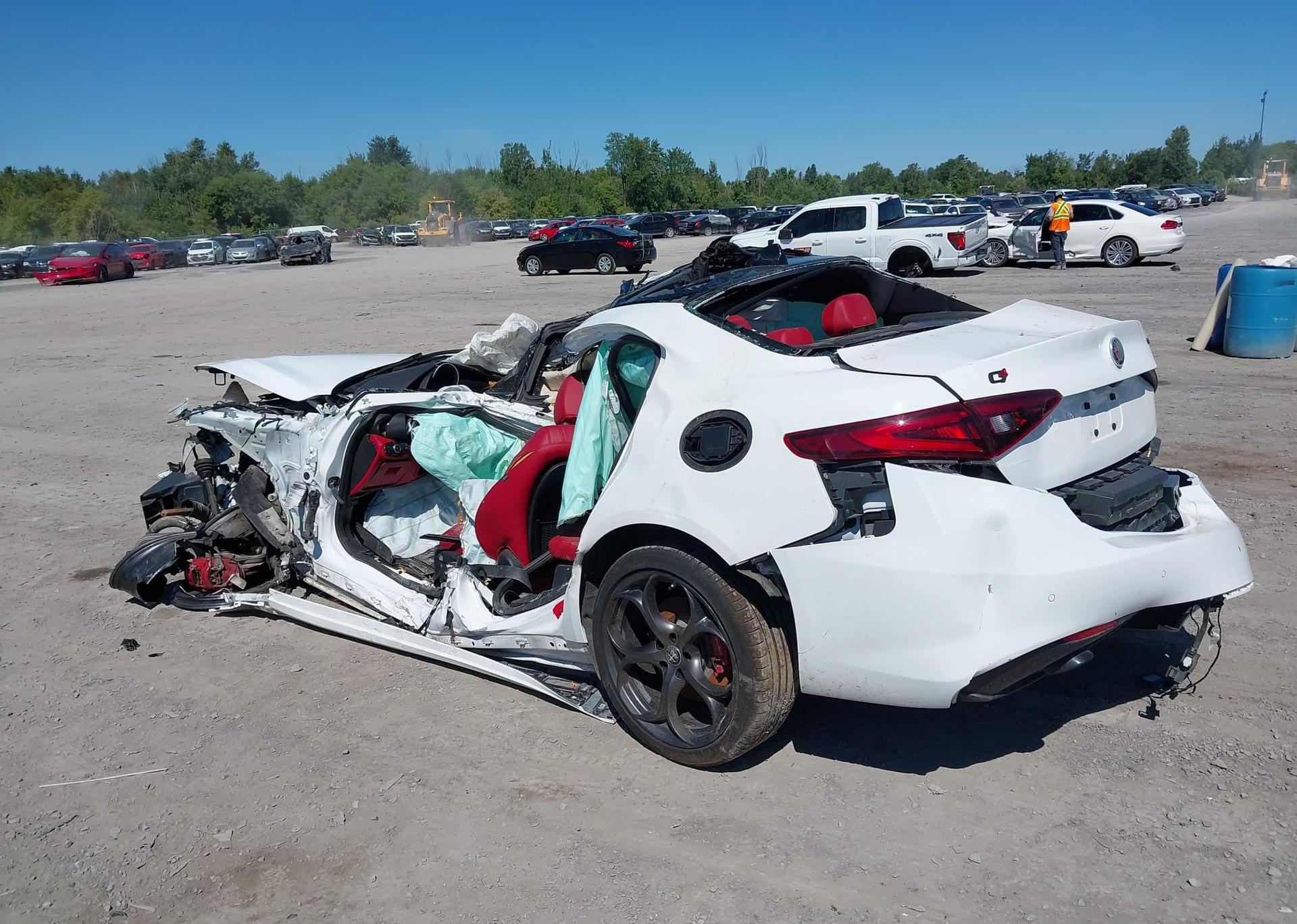 2021 ALFA ROMEO GIULIA TI SPORT AWD