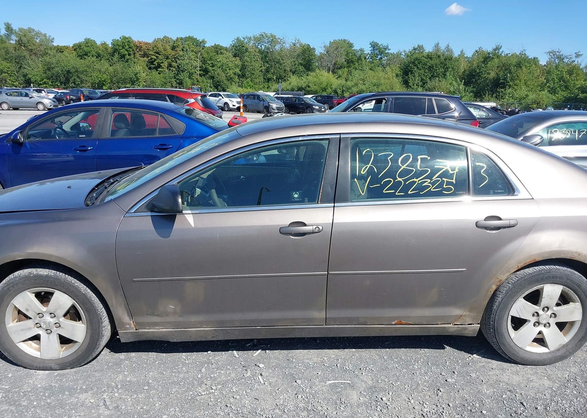 2011 CHEVROLET MALIBU