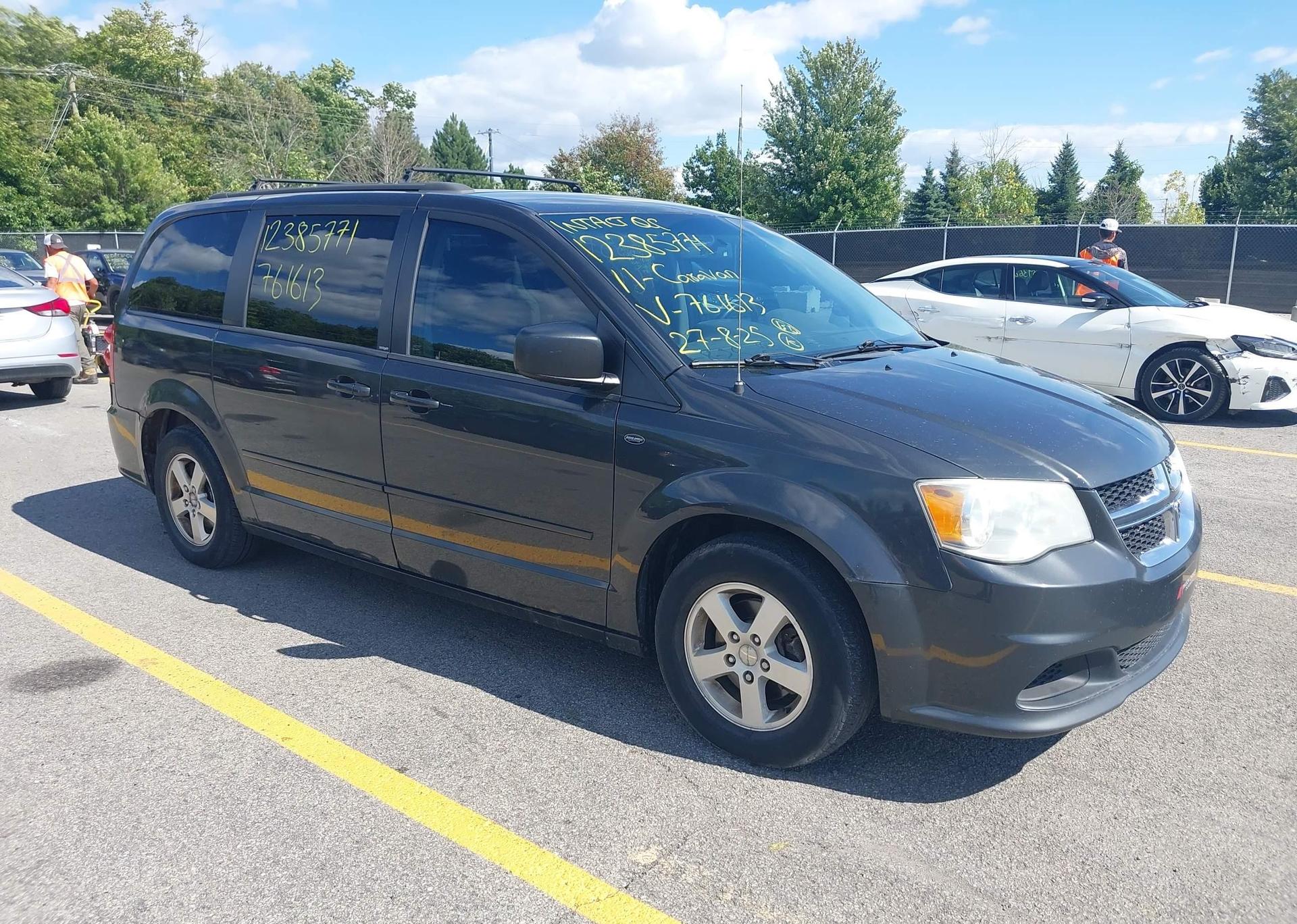 2011 DODGE GRAND CARAVAN