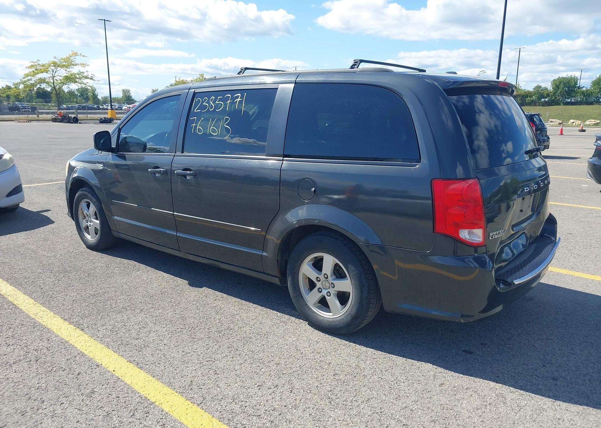 2011 DODGE GRAND CARAVAN