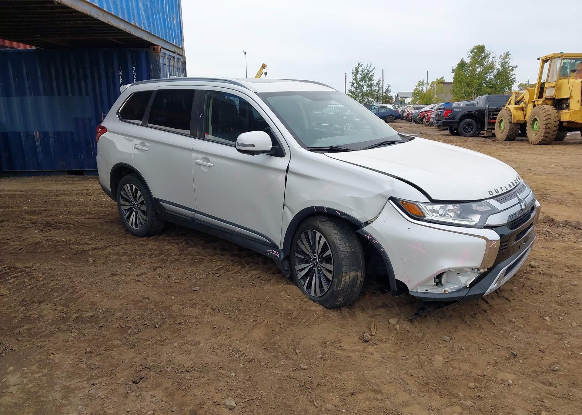 2019 MITSUBISHI OUTLANDER ES