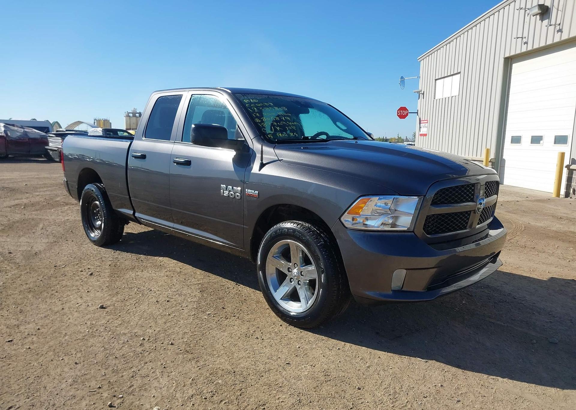 2017 RAM 1500 ST