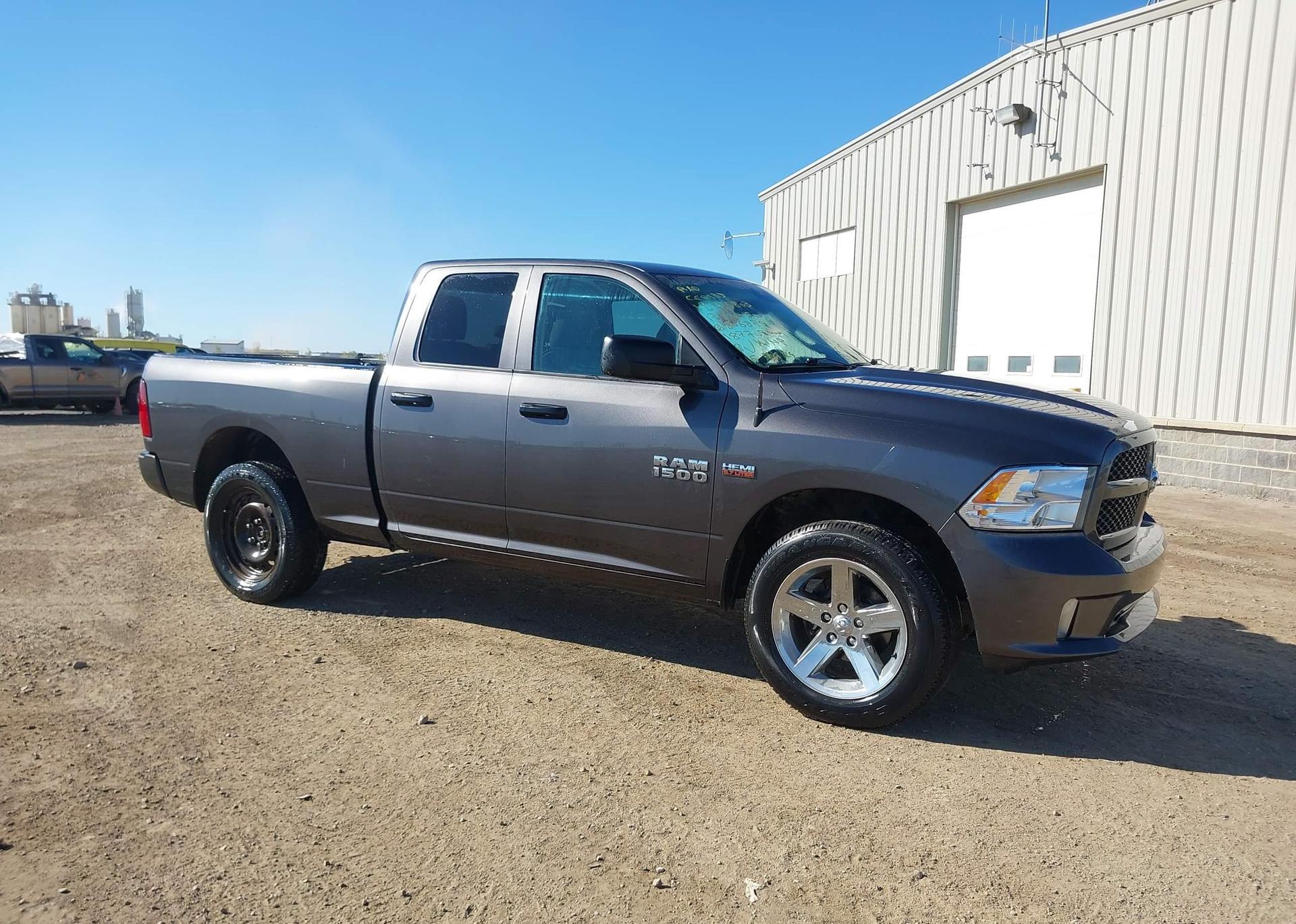 2017 RAM 1500 ST