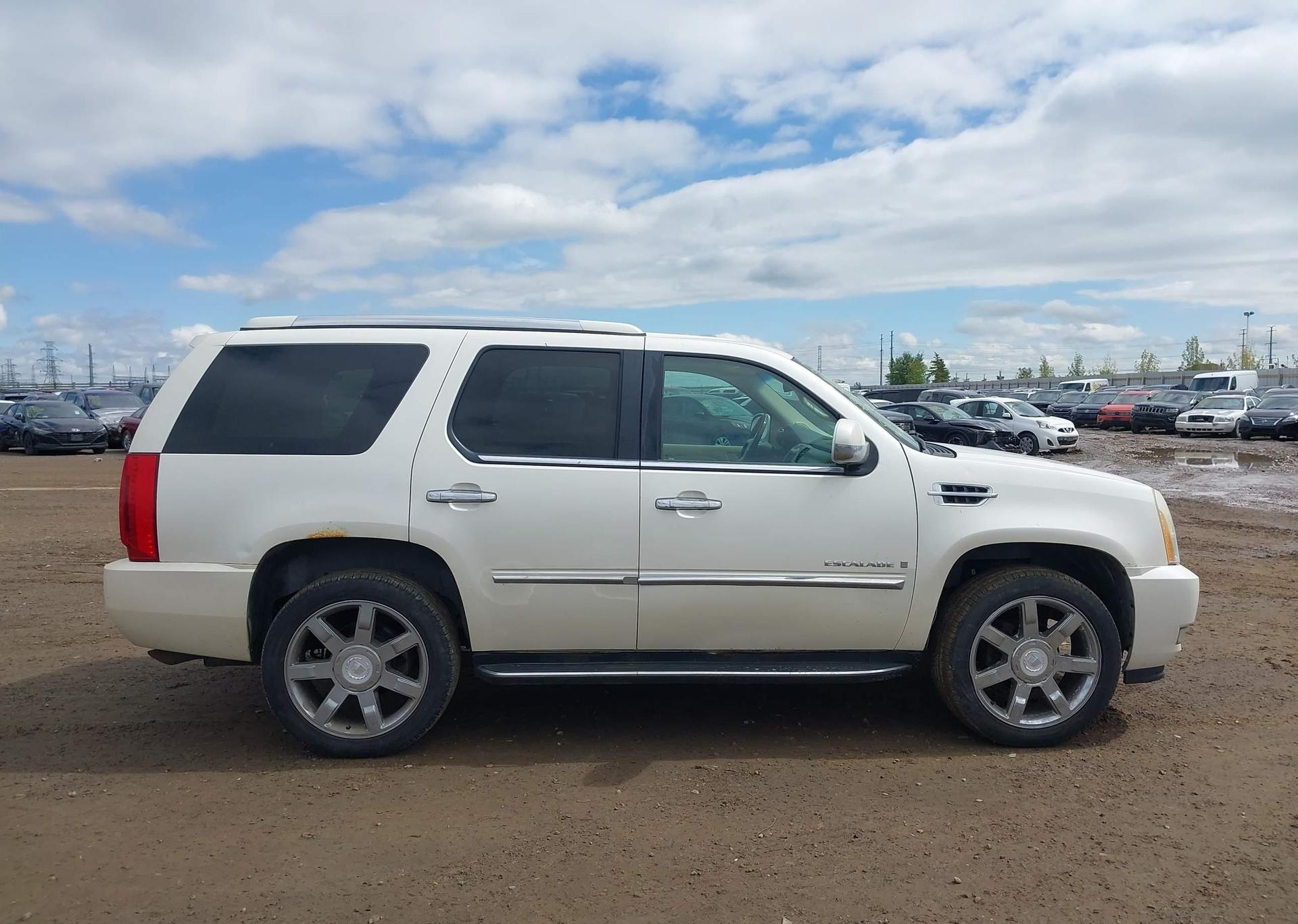 2007 CADILLAC ESCALADE LUXURY