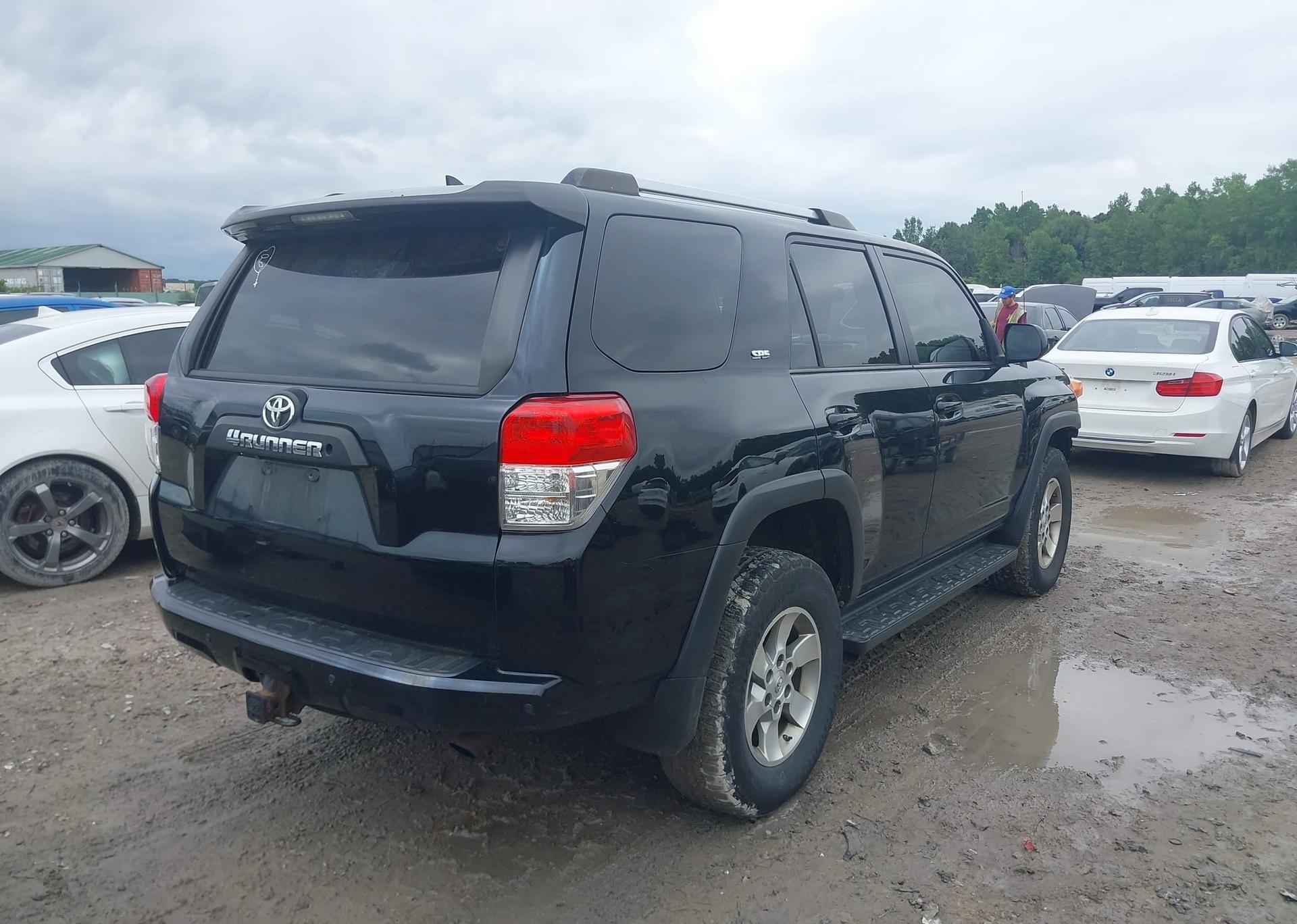 2012 TOYOTA 4RUNNER SR5 V6
