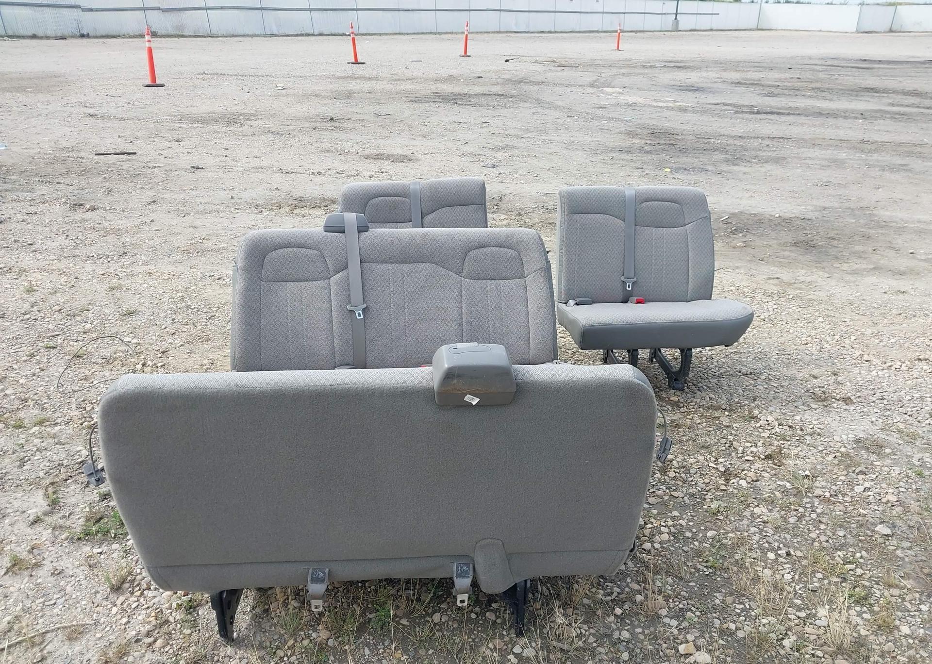 2019 GMC SAVANA 2500 SEATS ONLY