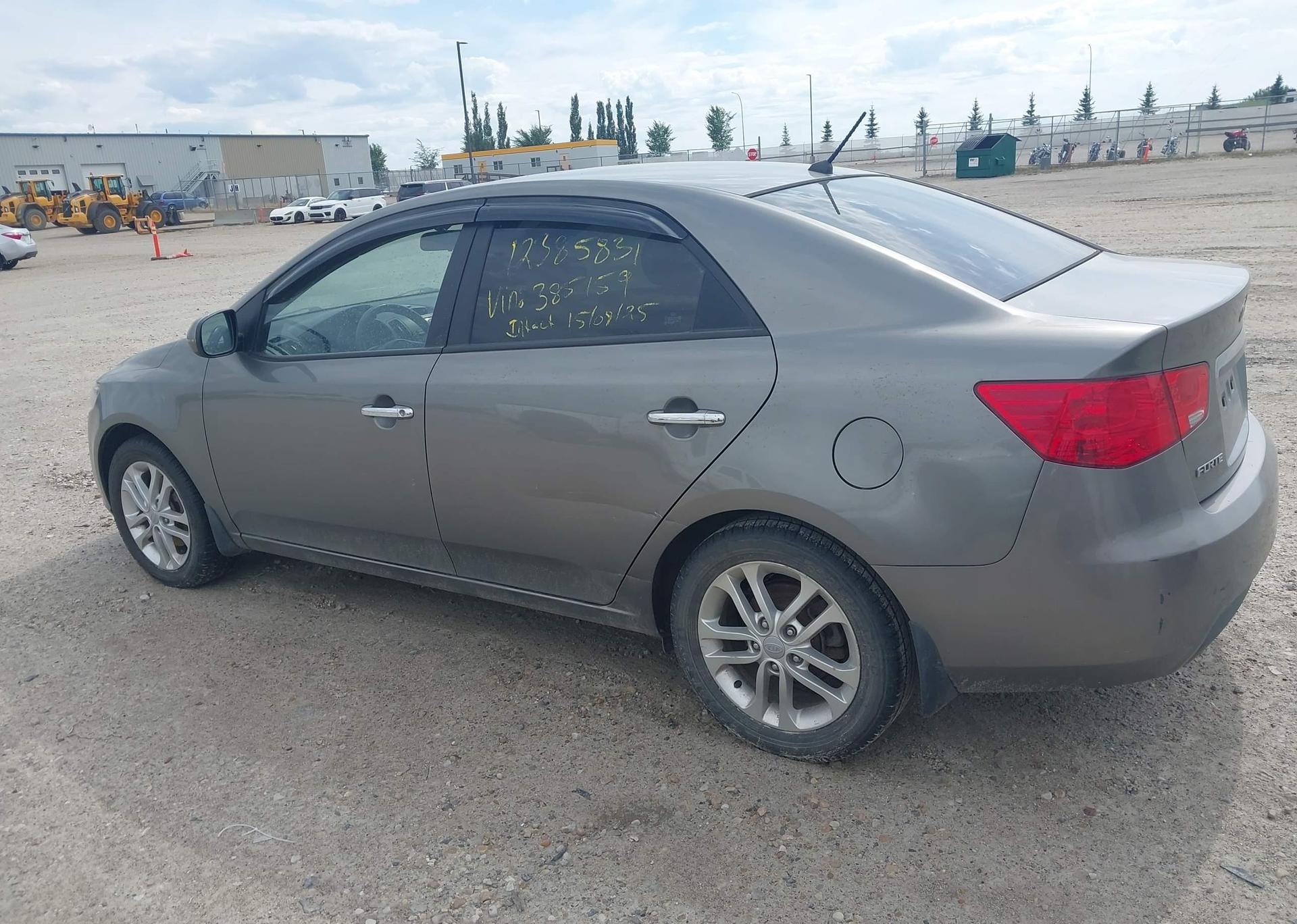 2011 KIA FORTE EX