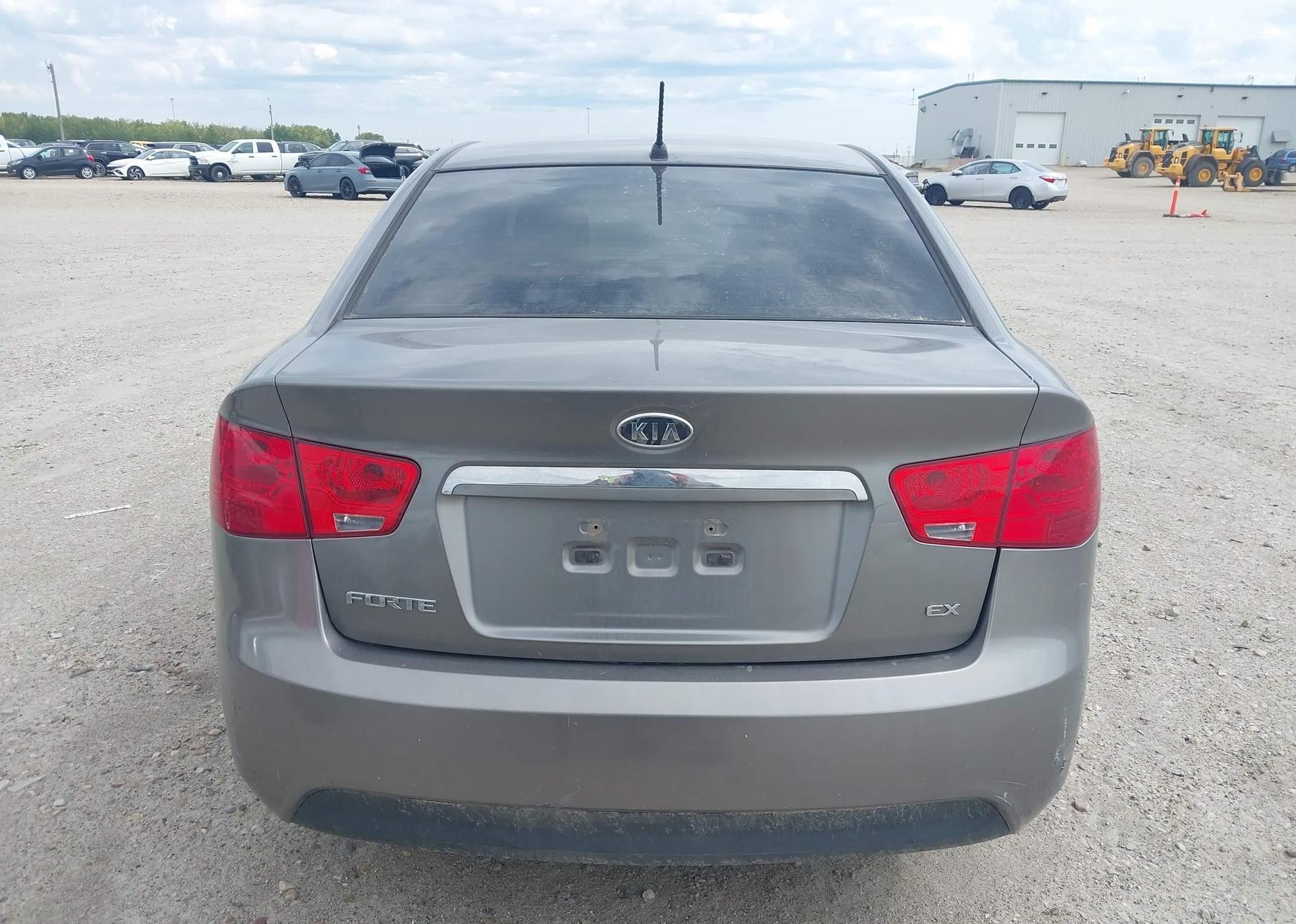 2011 KIA FORTE EX