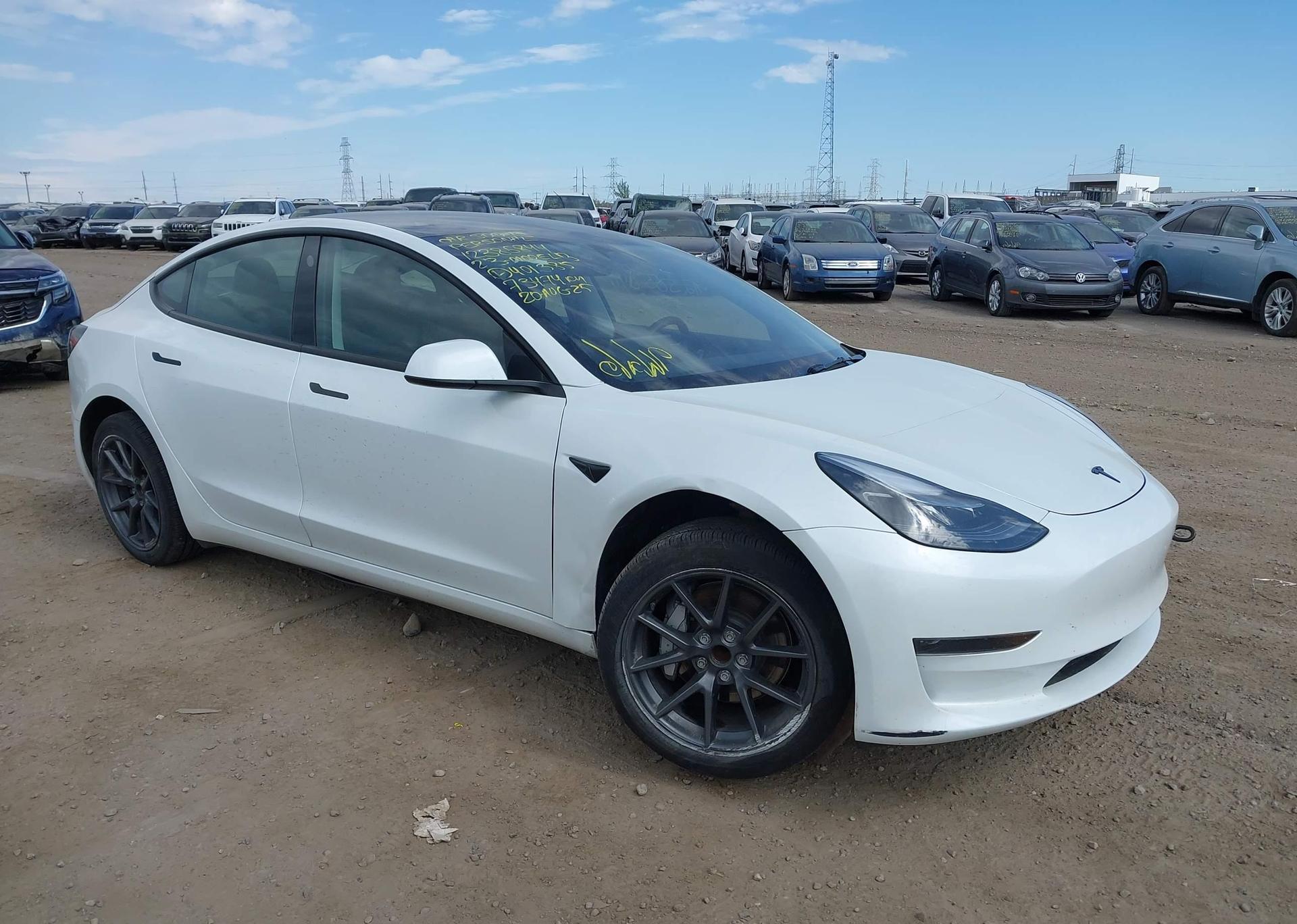 2023 TESLA MODEL 3