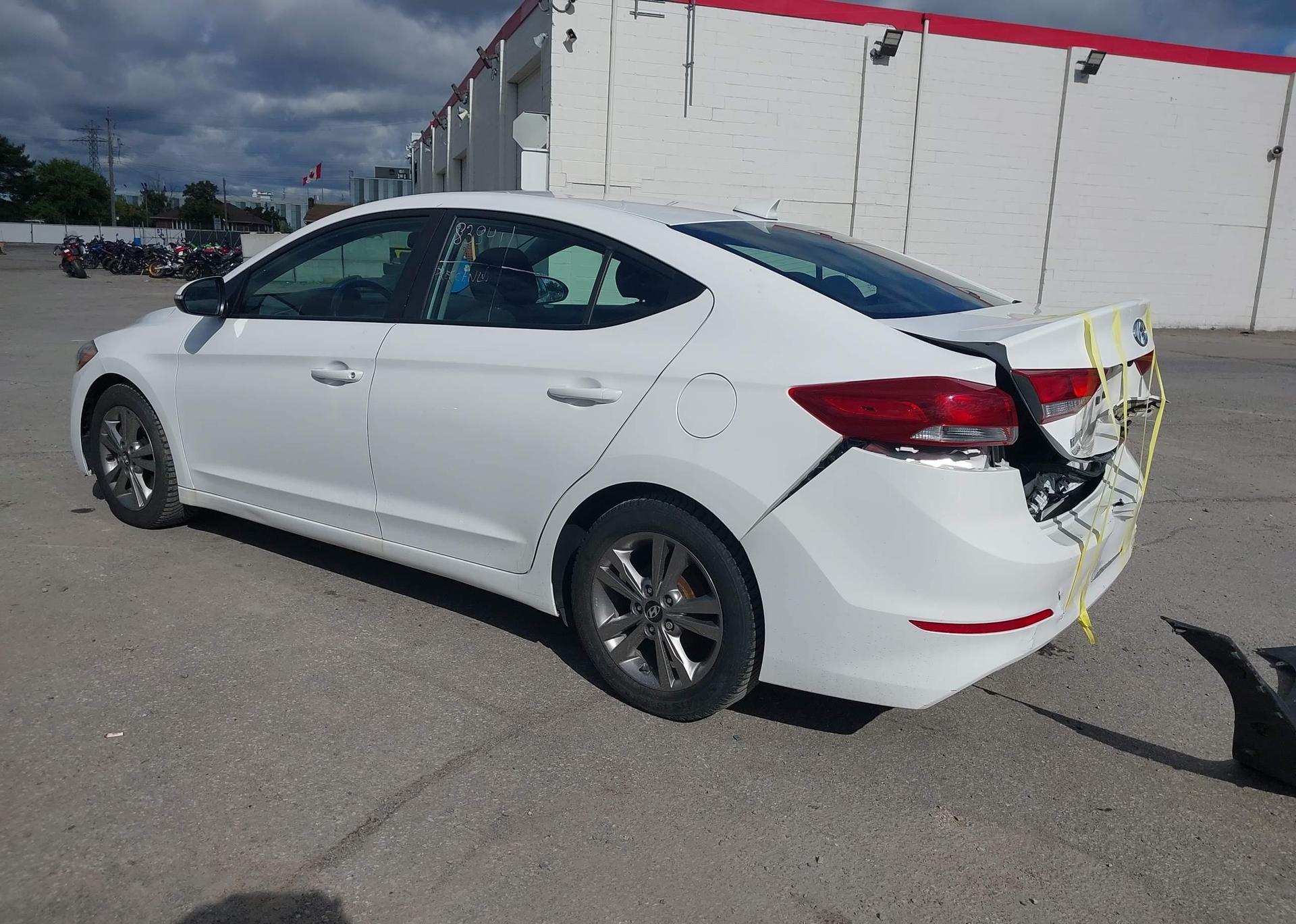 2017 HYUNDAI ELANTRA SE