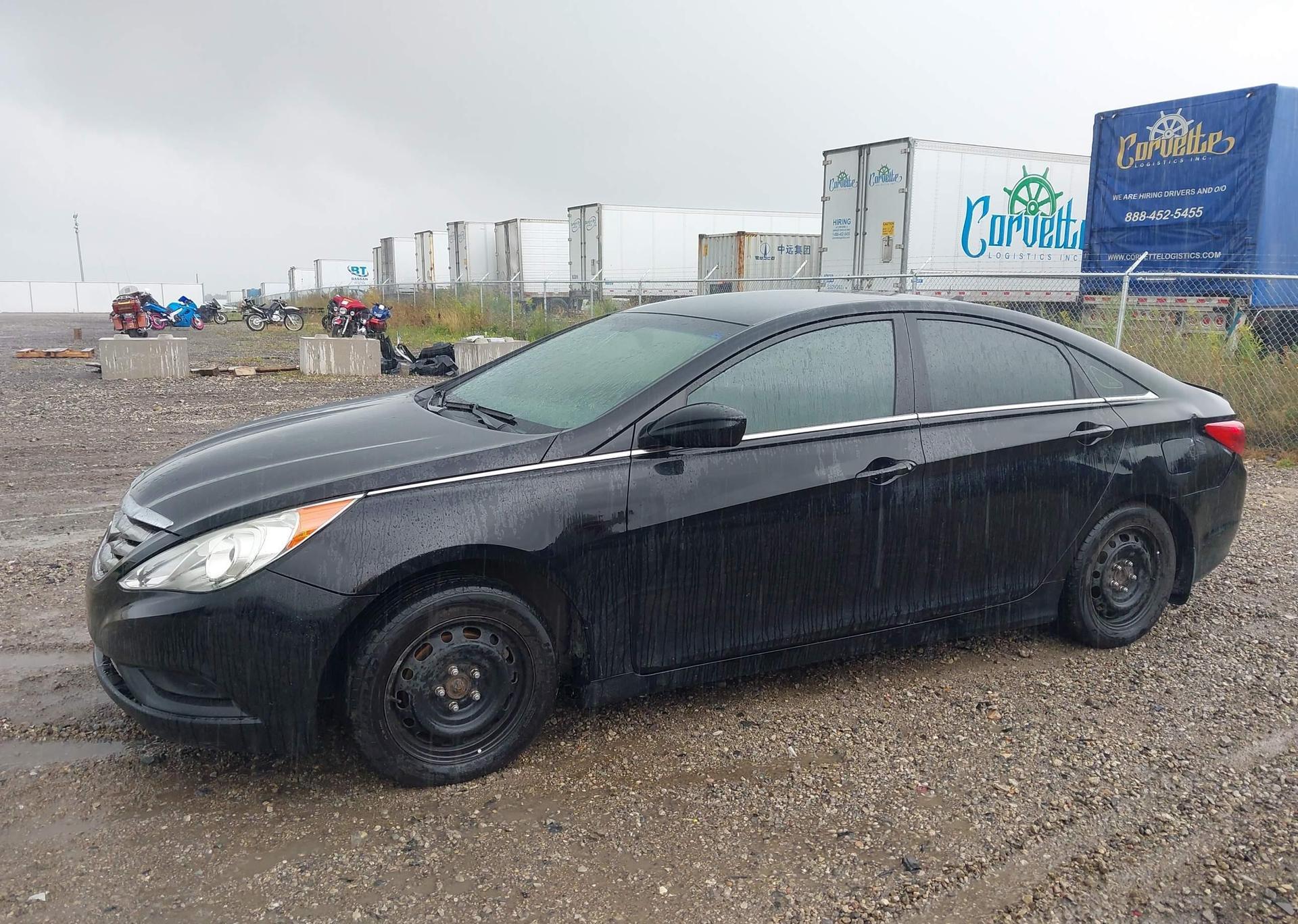 2011 HYUNDAI SONATA GL