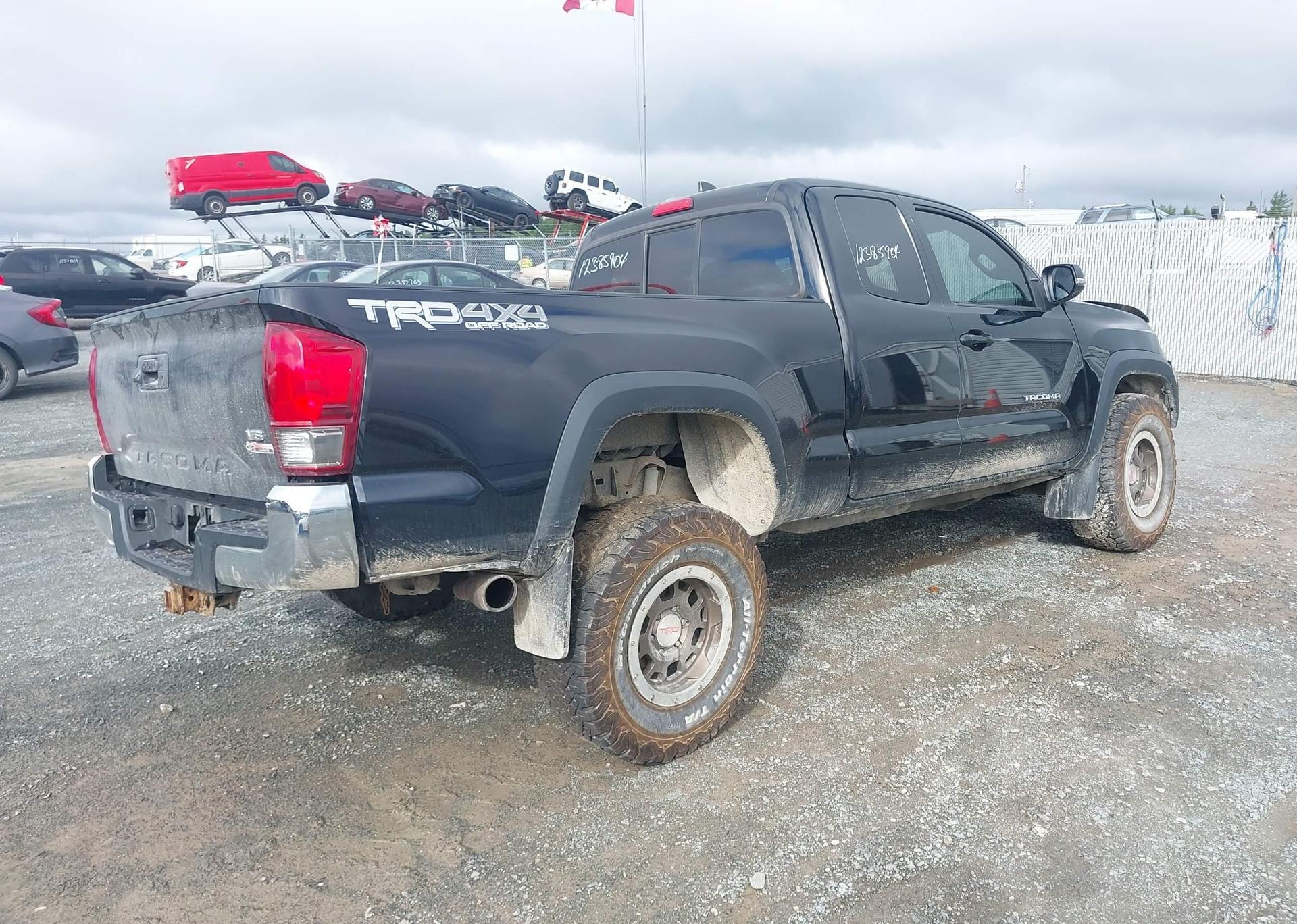 2016 TOYOTA TACOMA SR5