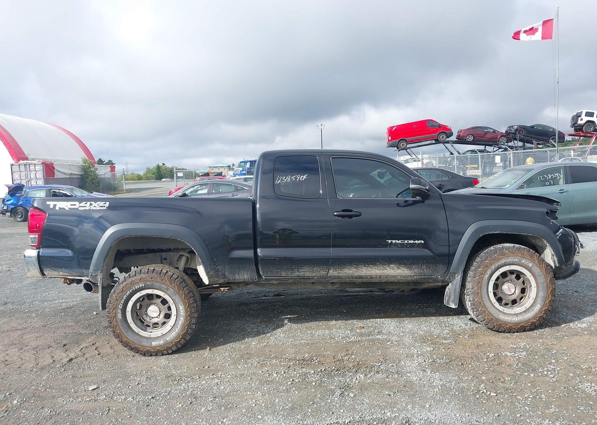 2016 TOYOTA TACOMA SR5