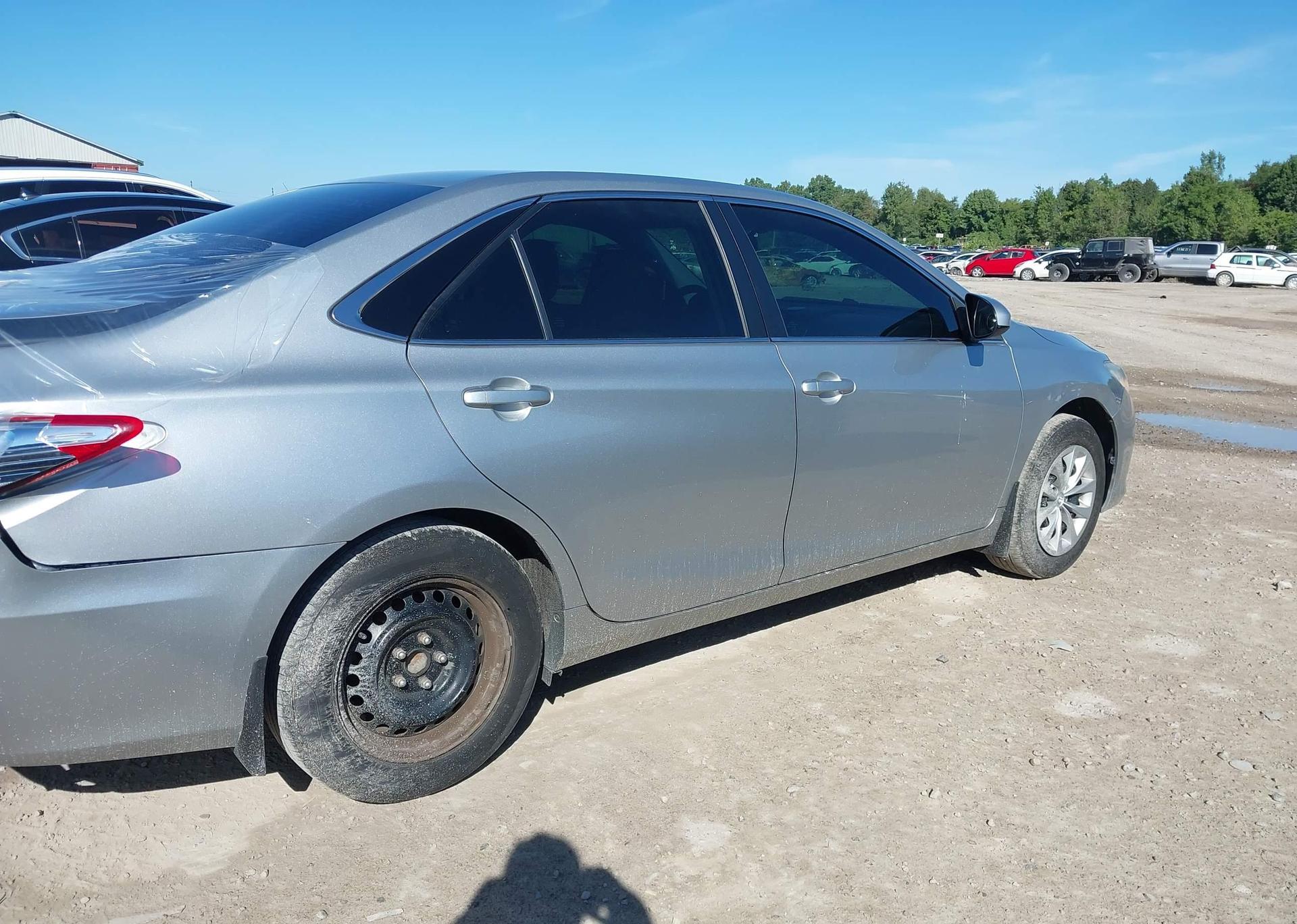 2017 TOYOTA CAMRY