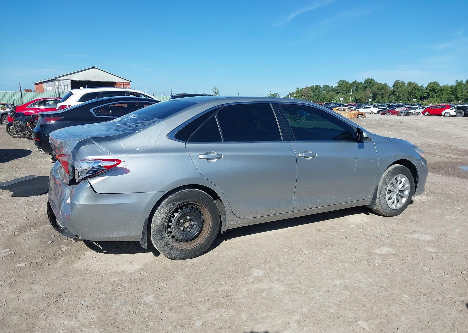 2017 TOYOTA CAMRY