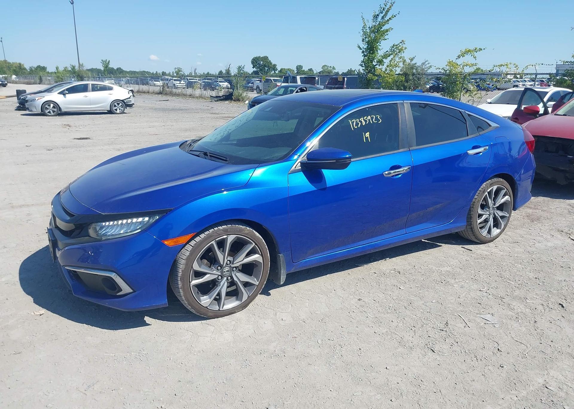 2019 HONDA Civic touring