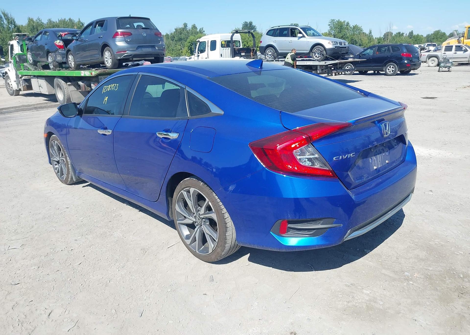 2019 HONDA Civic touring