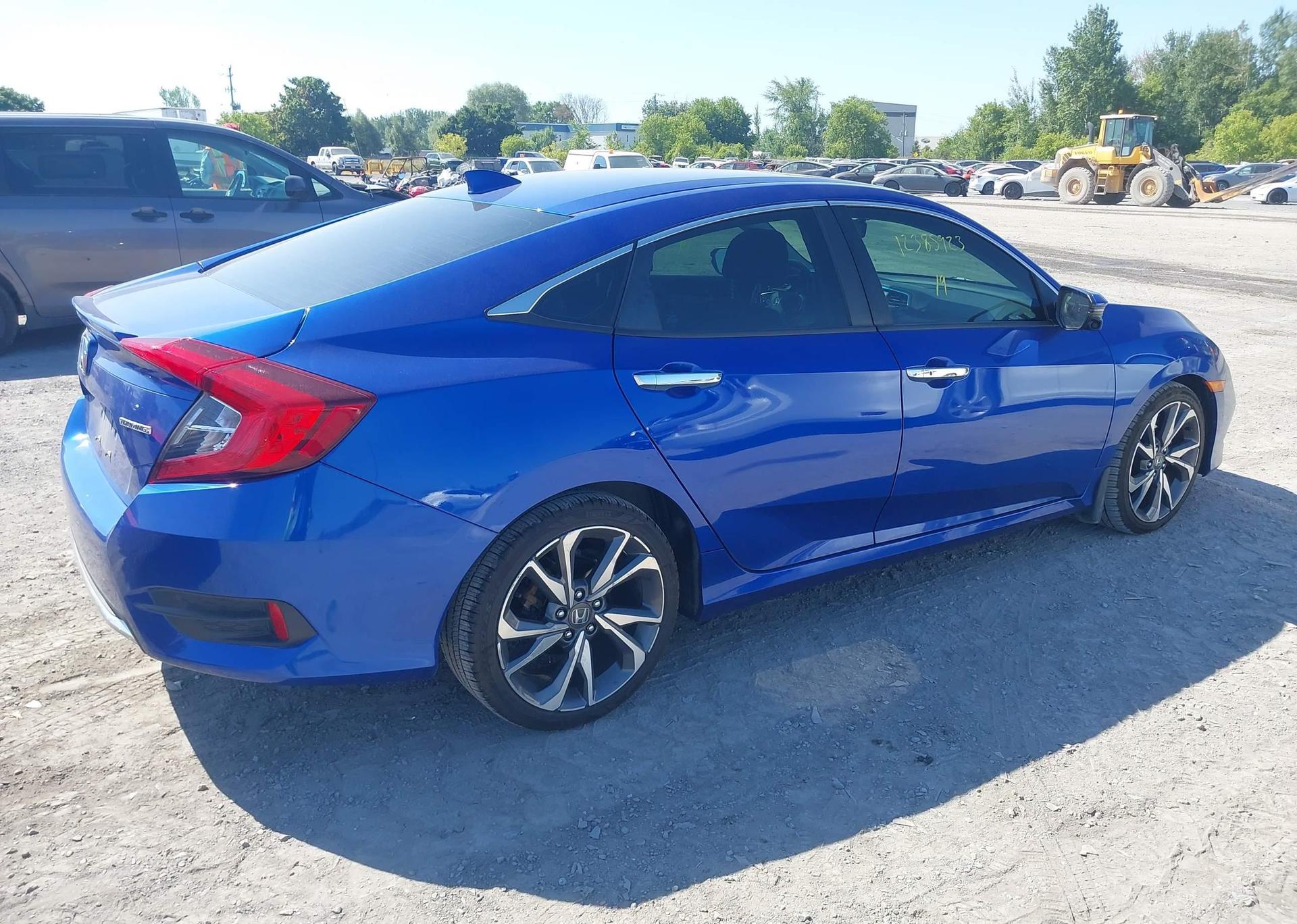2019 HONDA Civic touring