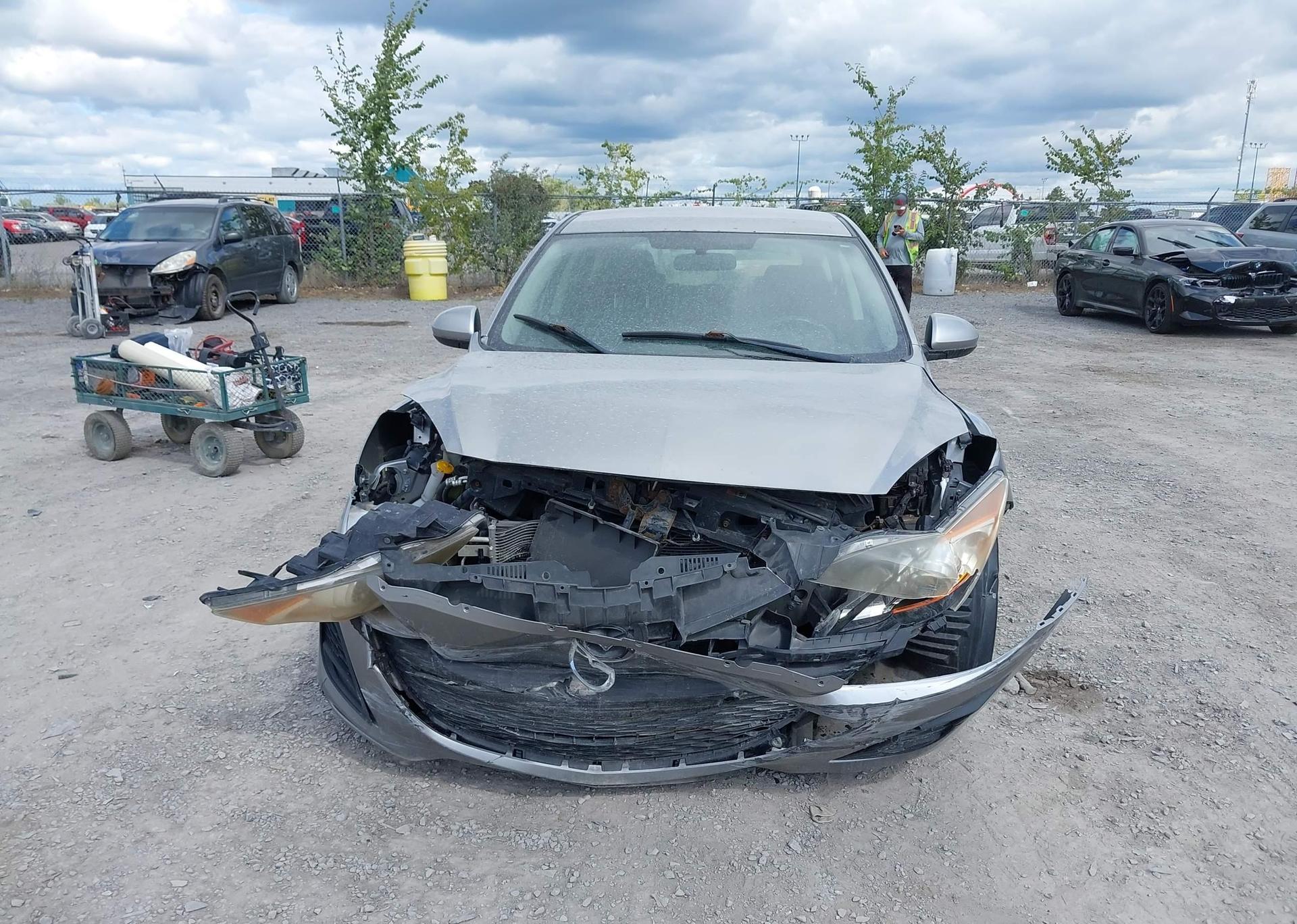 2010 MAZDA 3 I
