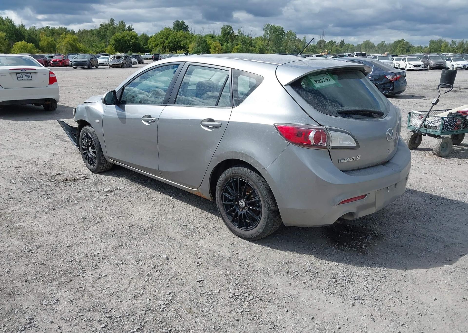 2010 MAZDA 3 I