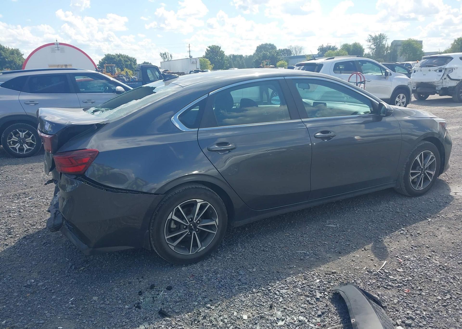 2023 KIA FORTE