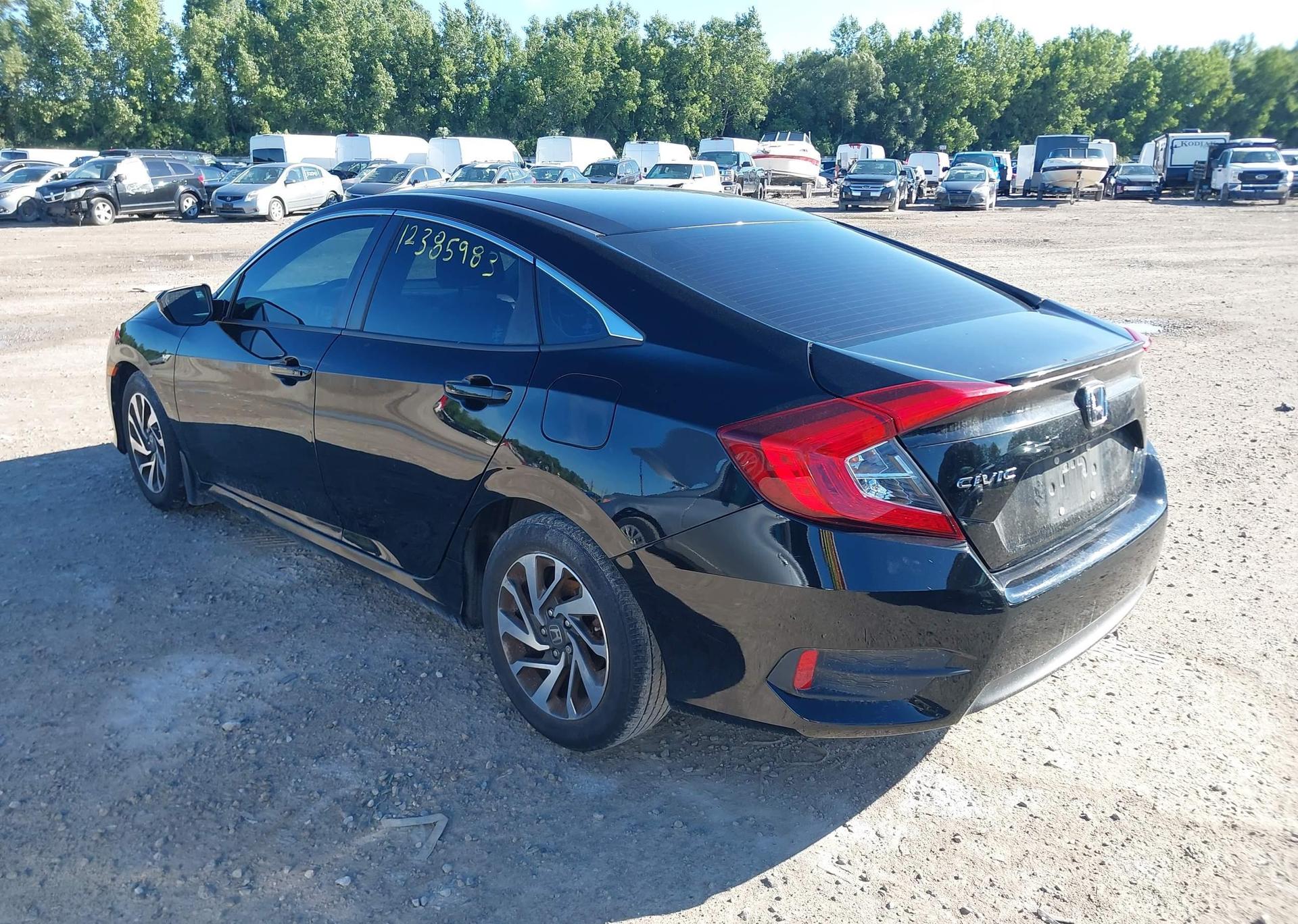 2018 HONDA CIVIC SE