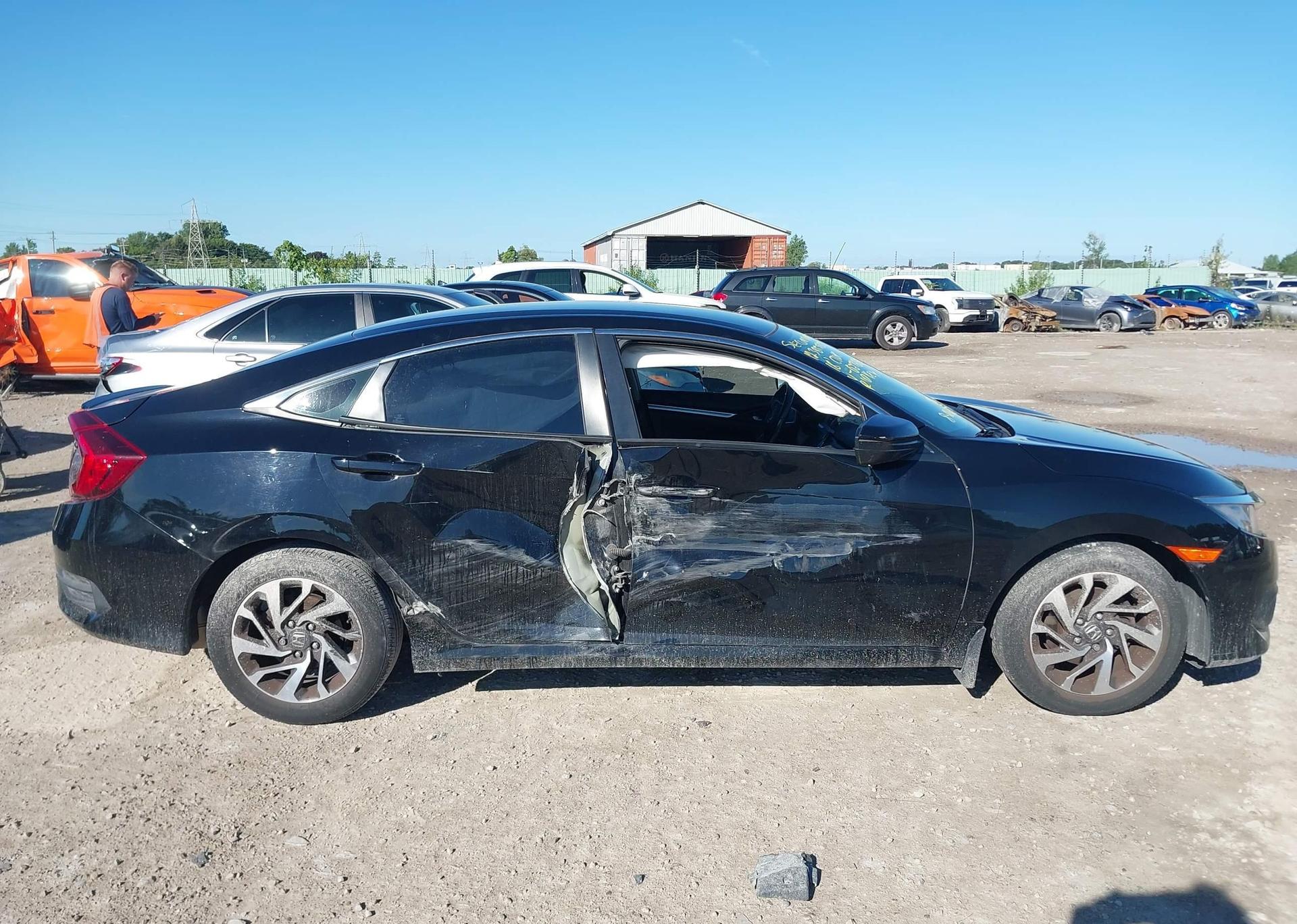 2018 HONDA CIVIC SE
