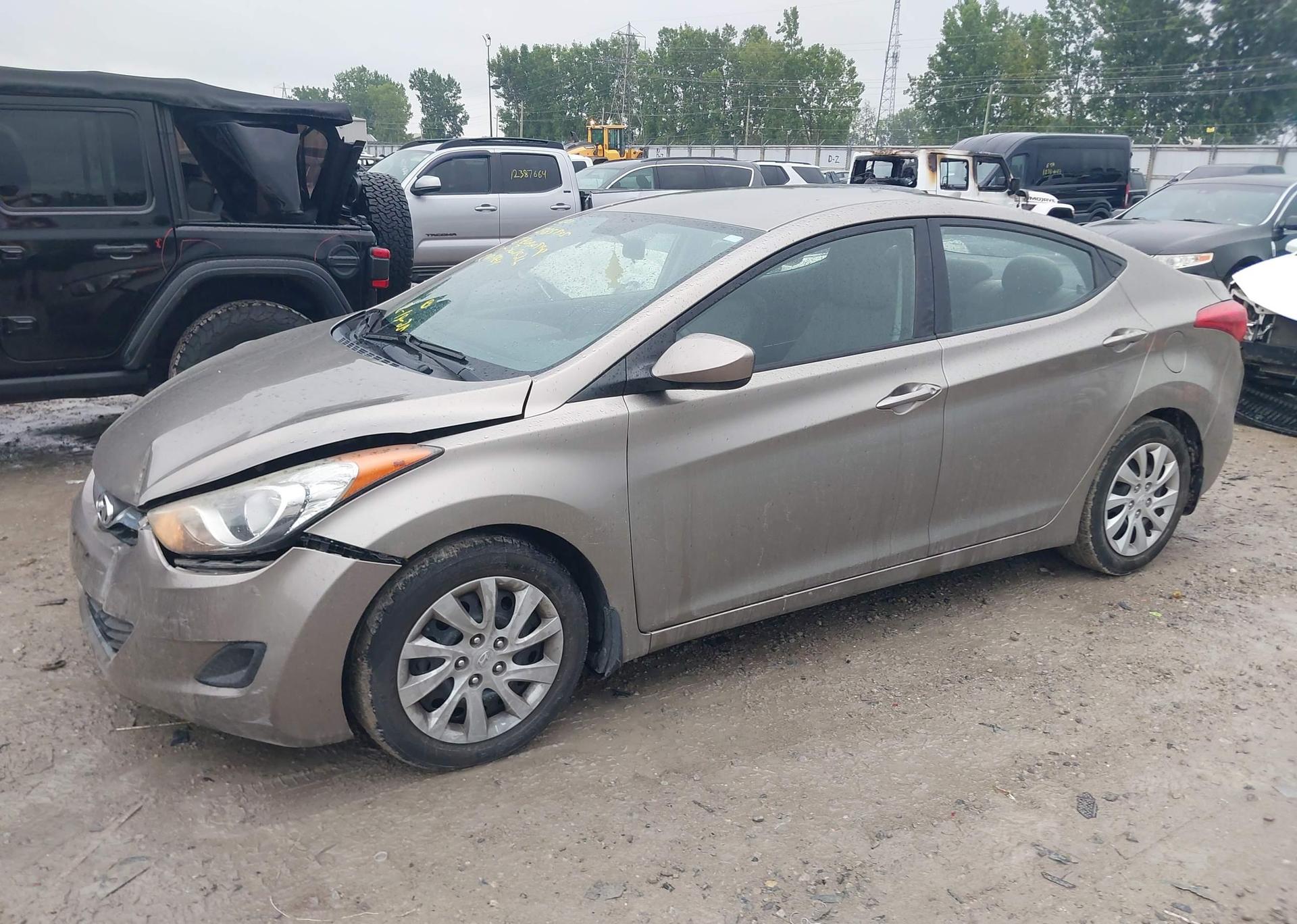 2013 HYUNDAI SANTA FE SPORT 2.4 BASE