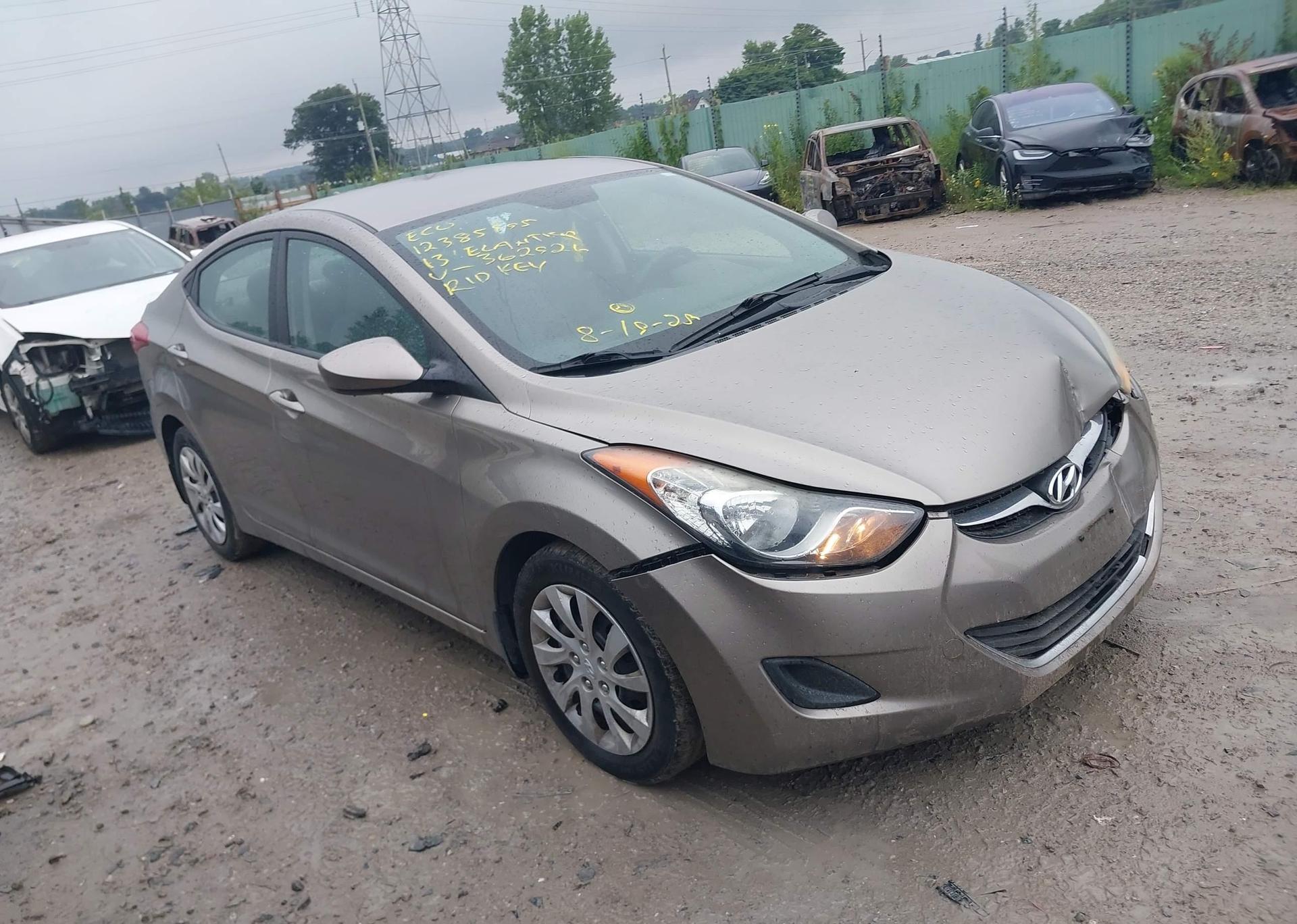 2013 HYUNDAI SANTA FE SPORT 2.4 BASE