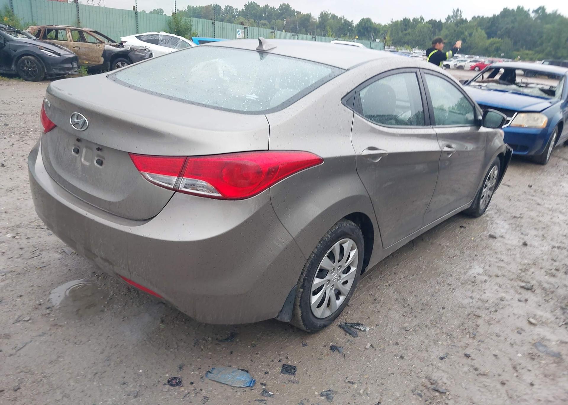 2013 HYUNDAI SANTA FE SPORT 2.4 BASE