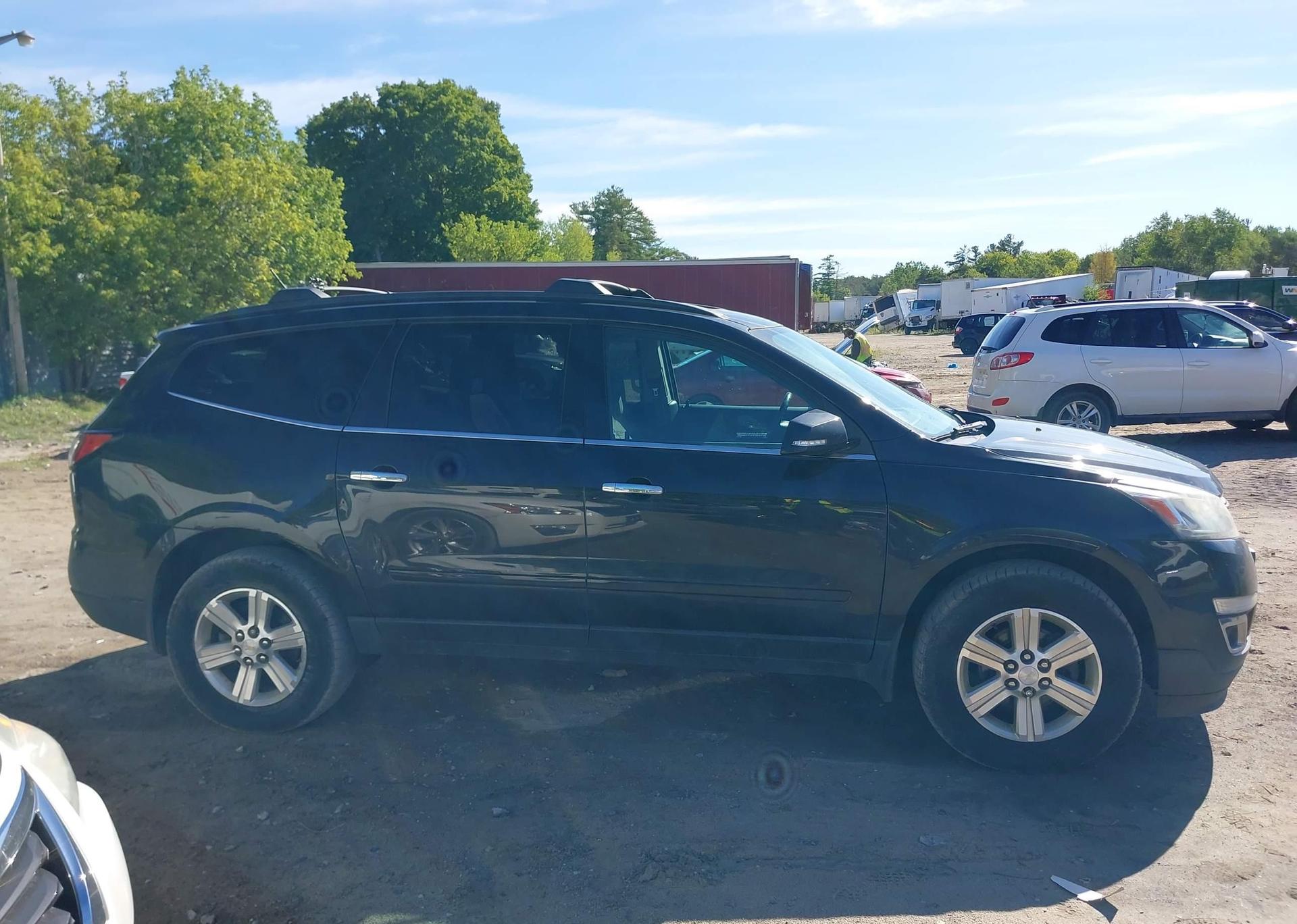 2014 CHEVROLET TRAVERSE LT