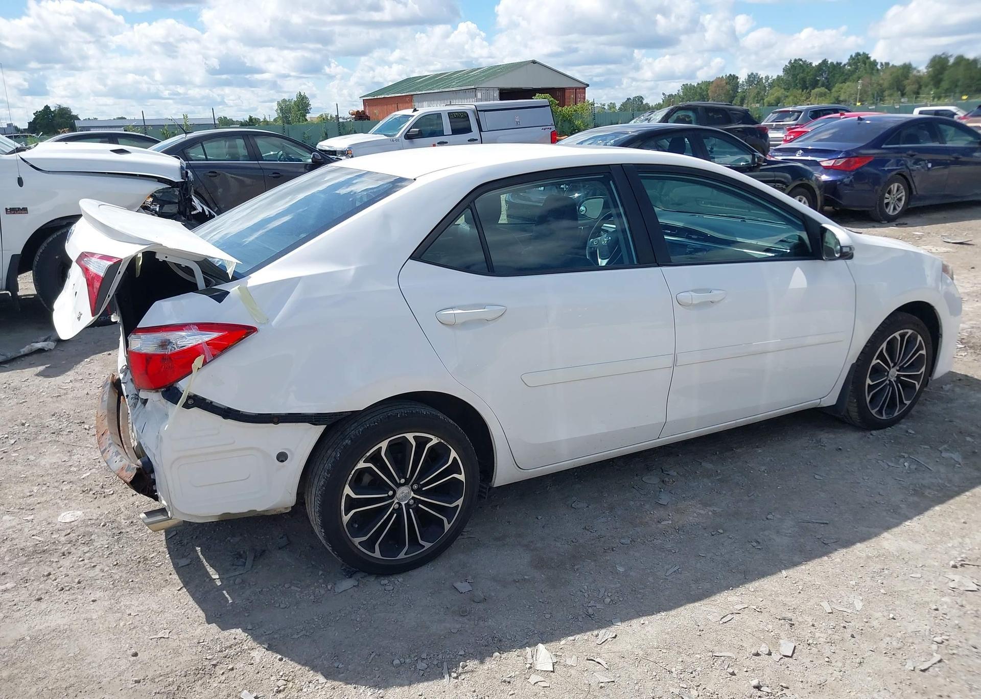 2014 TOYOTA COROLLA