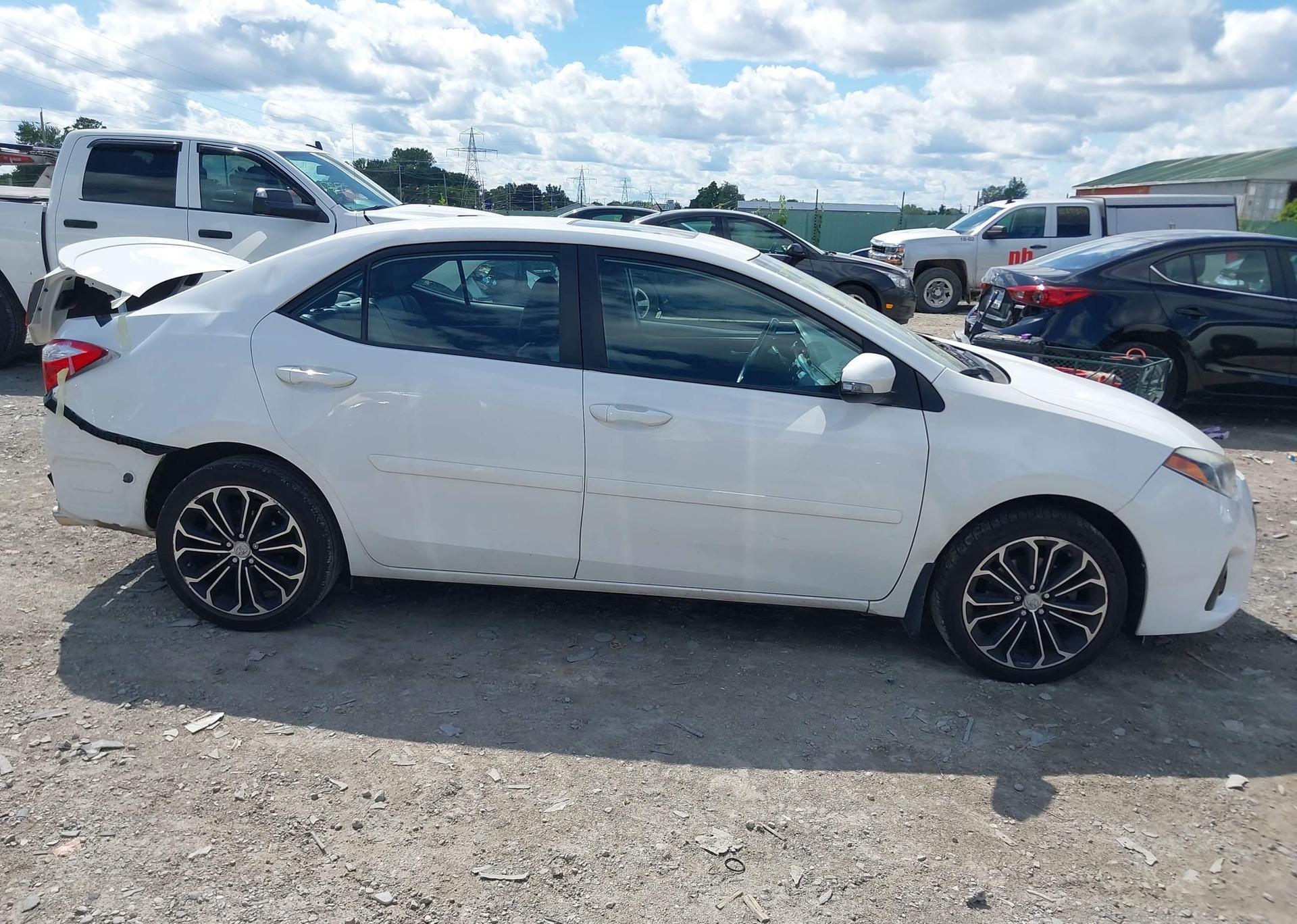 2014 TOYOTA COROLLA