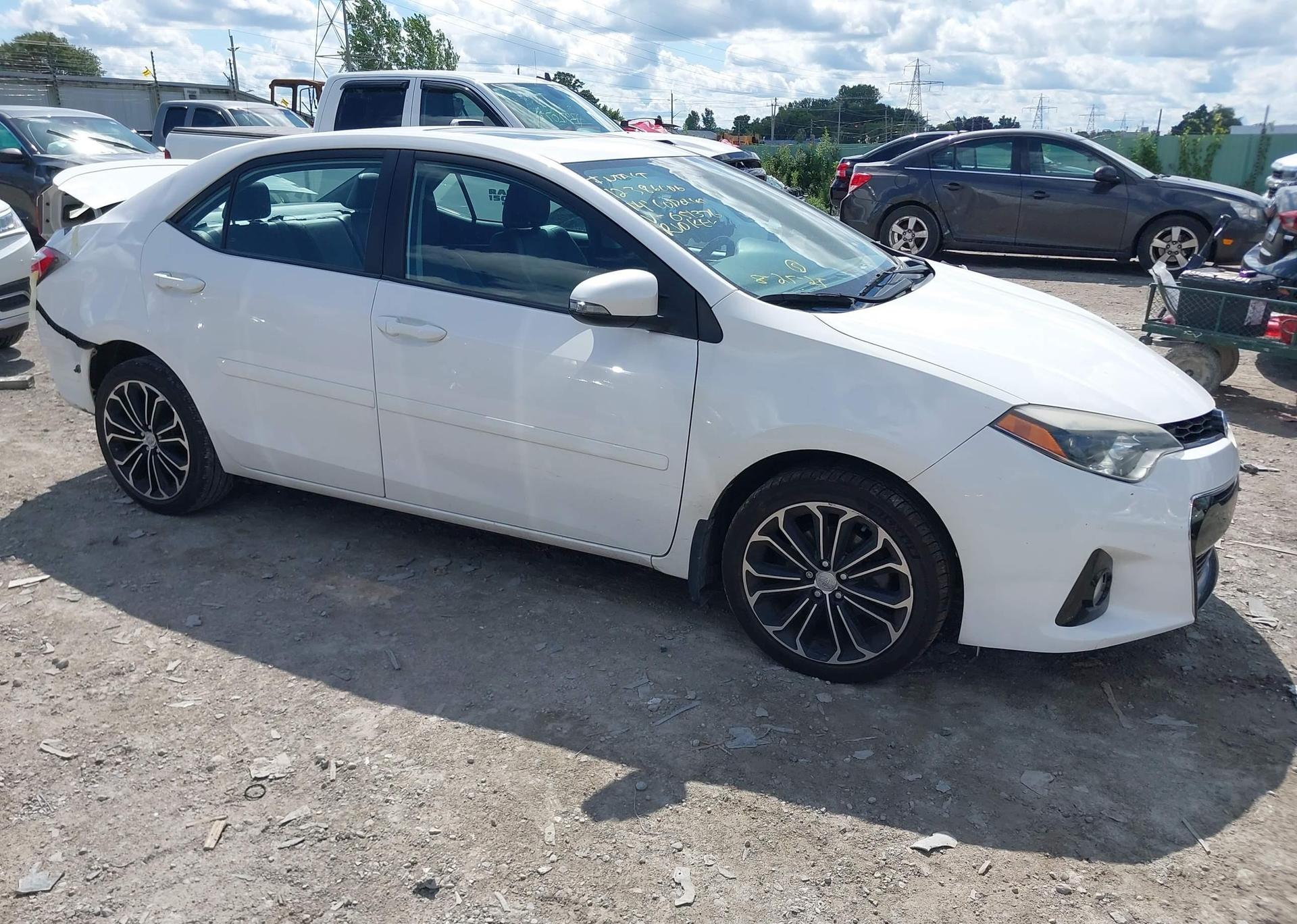 2014 TOYOTA COROLLA