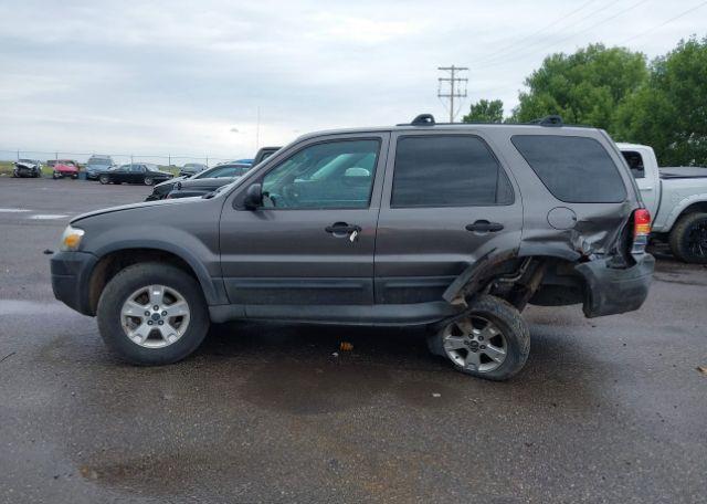2005 FORD ESCAPE XLT