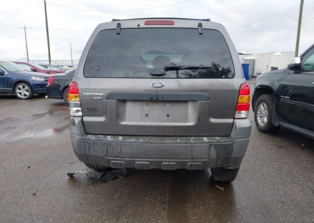 2005 FORD ESCAPE XLT