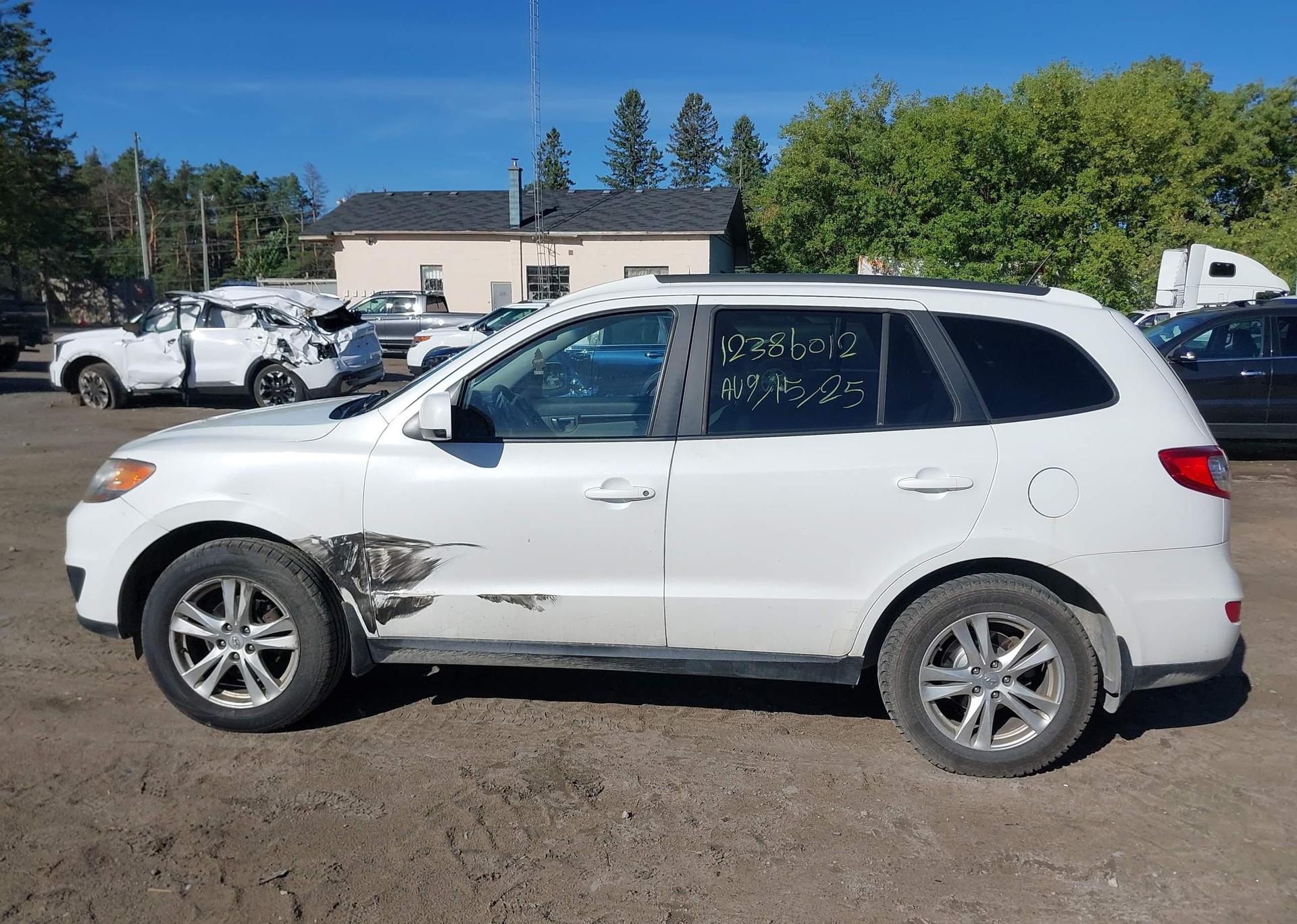 2012 HYUNDAI SANTA FE GLS