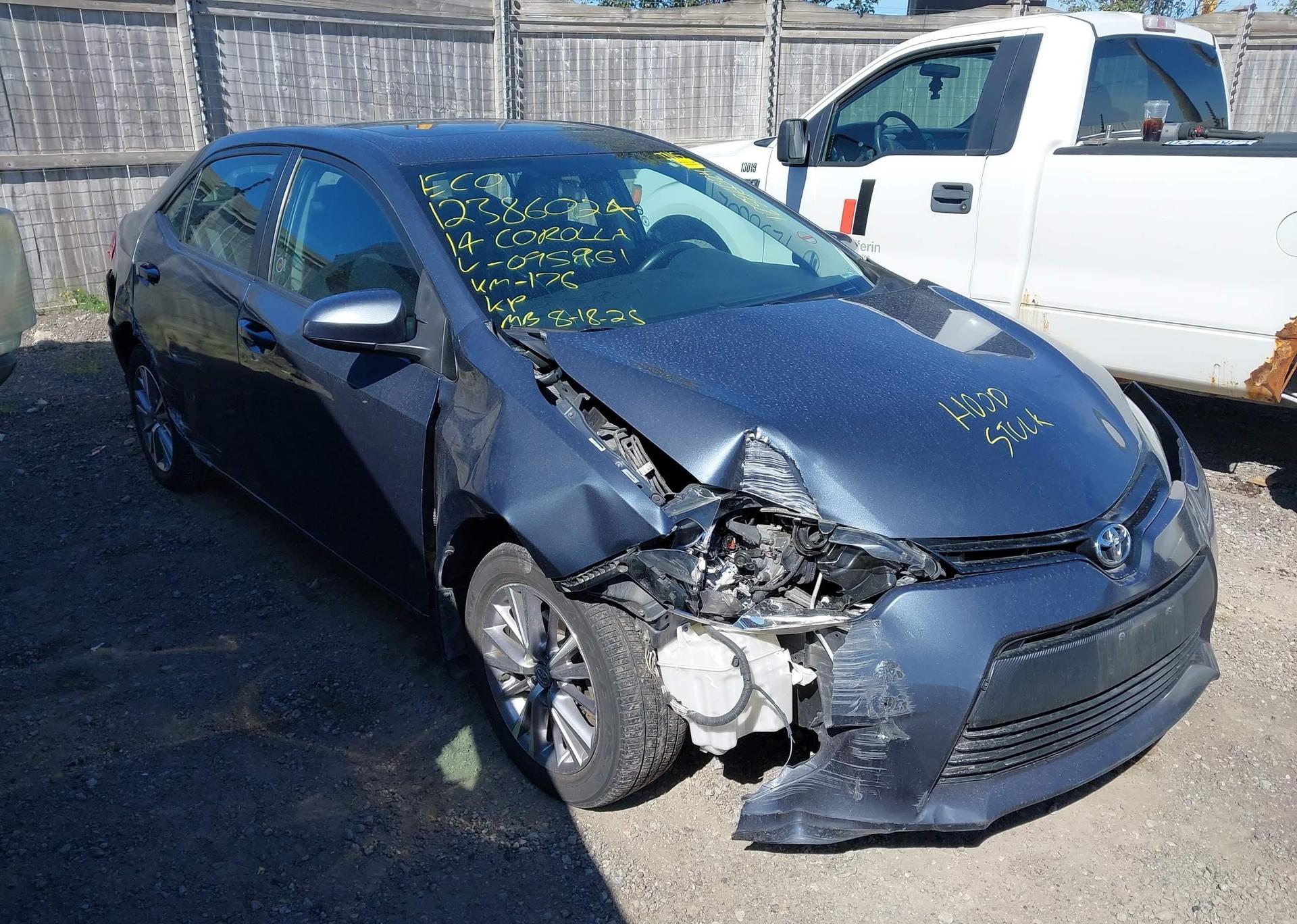 2014 TOYOTA COROLLA LE