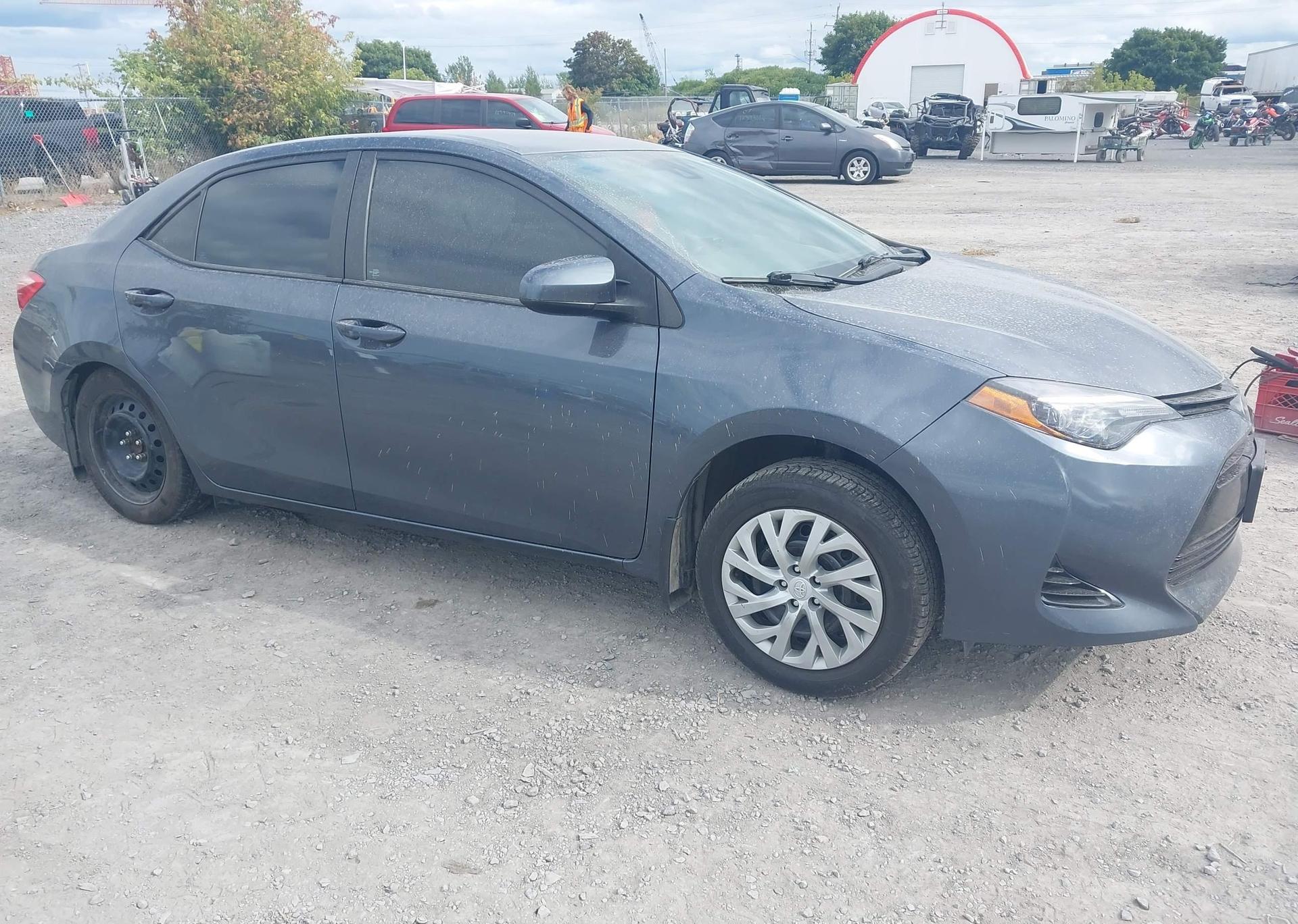 2017 TOYOTA COROLLA