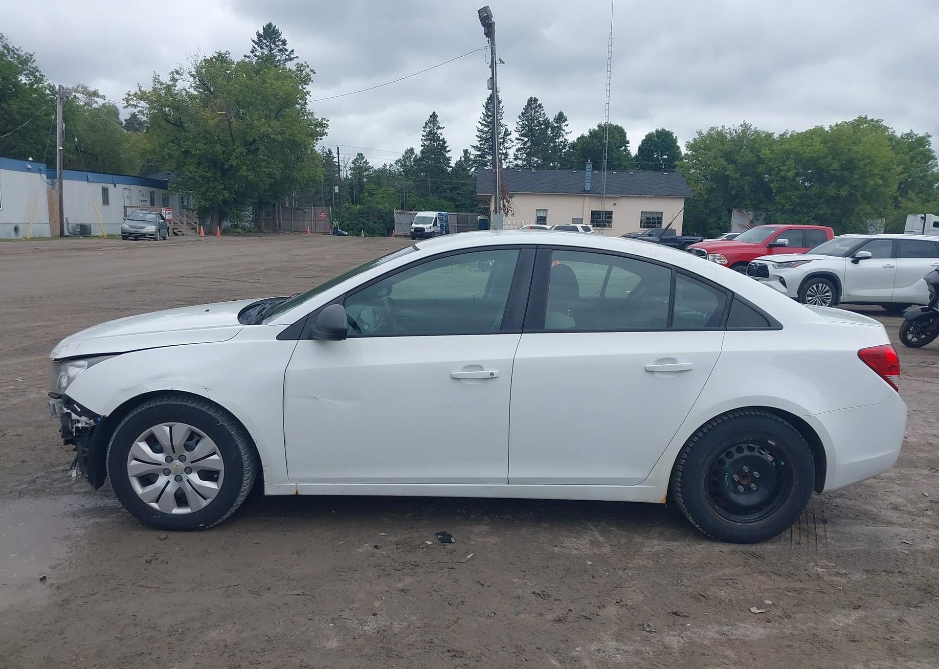 2013 CHEVROLET CRUZE LS