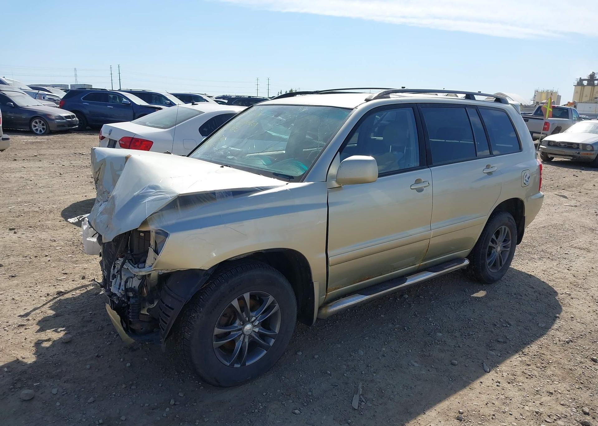 2003 TOYOTA HIGHLANDER LIMITED